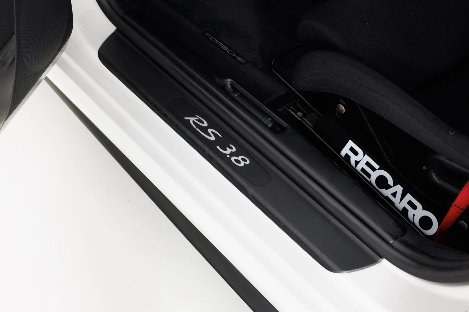 mph024_422646032_Used_2011_Porsche_911_GT_3_RS_1784218529_7a729722c5