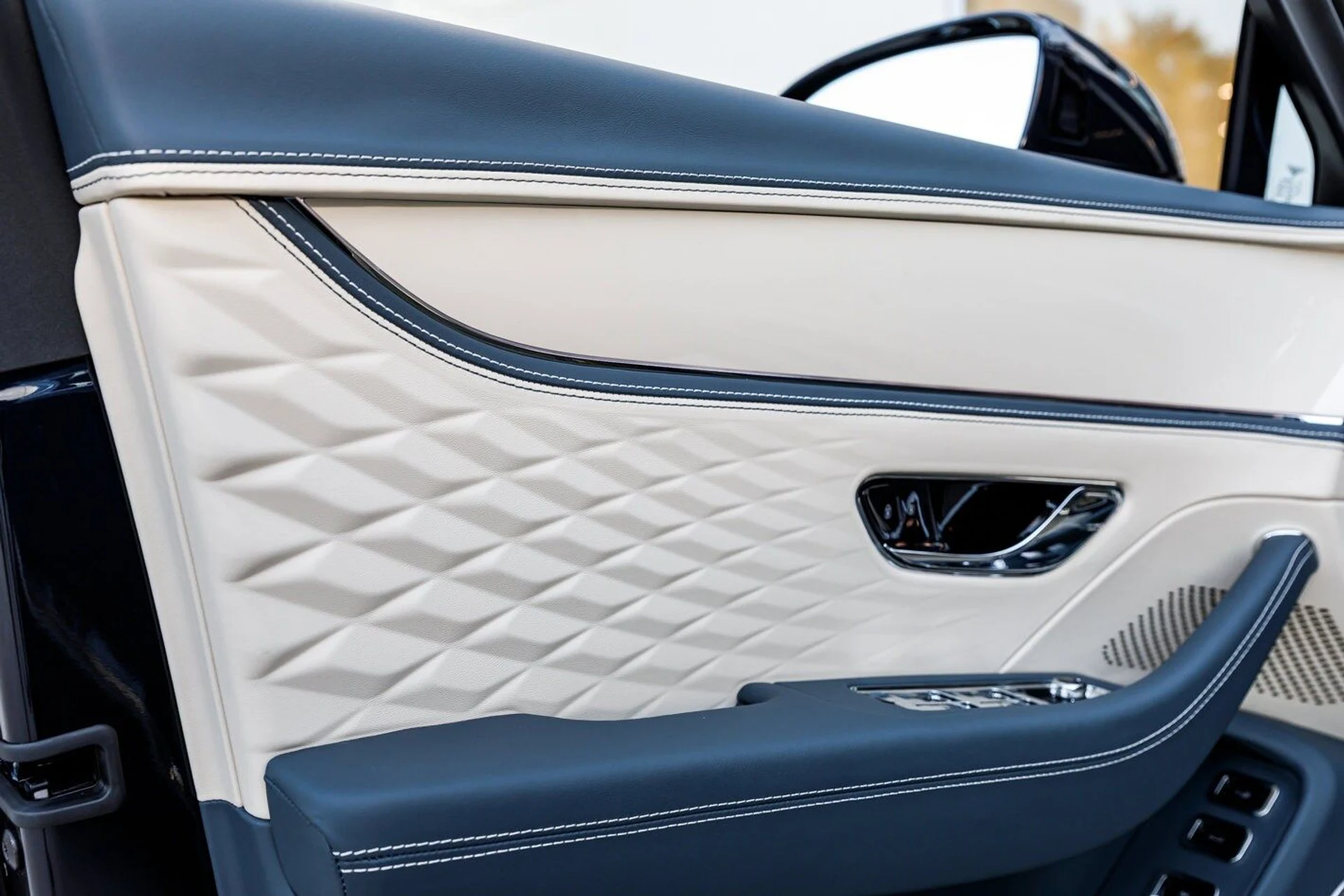 mph024_4231285868_b99974fd60cdeb7a560f95d8a5d03a45x_dbbddcf5d5