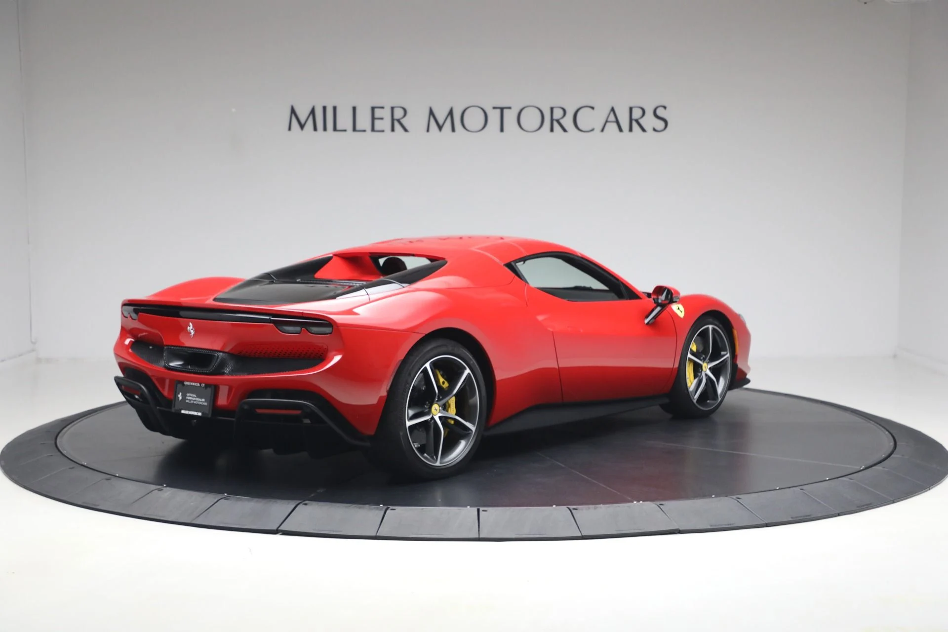 mph024_4238185305_Used_2025_Ferrari_296_GTS_1780609894_1dd5de6308