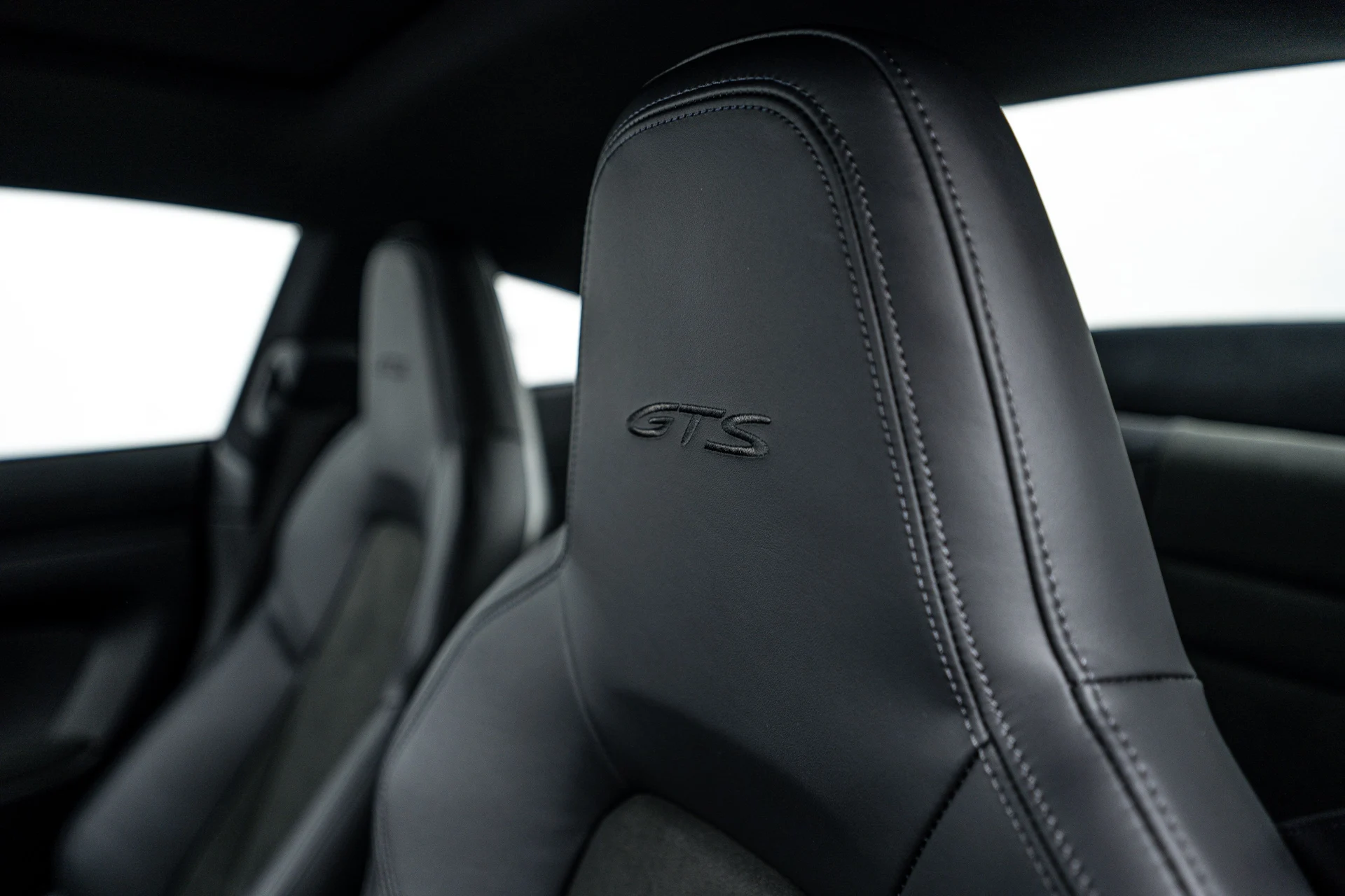 mph024_424027293_329e4283e0e6288b41f9076b74b599ca_7577a93234