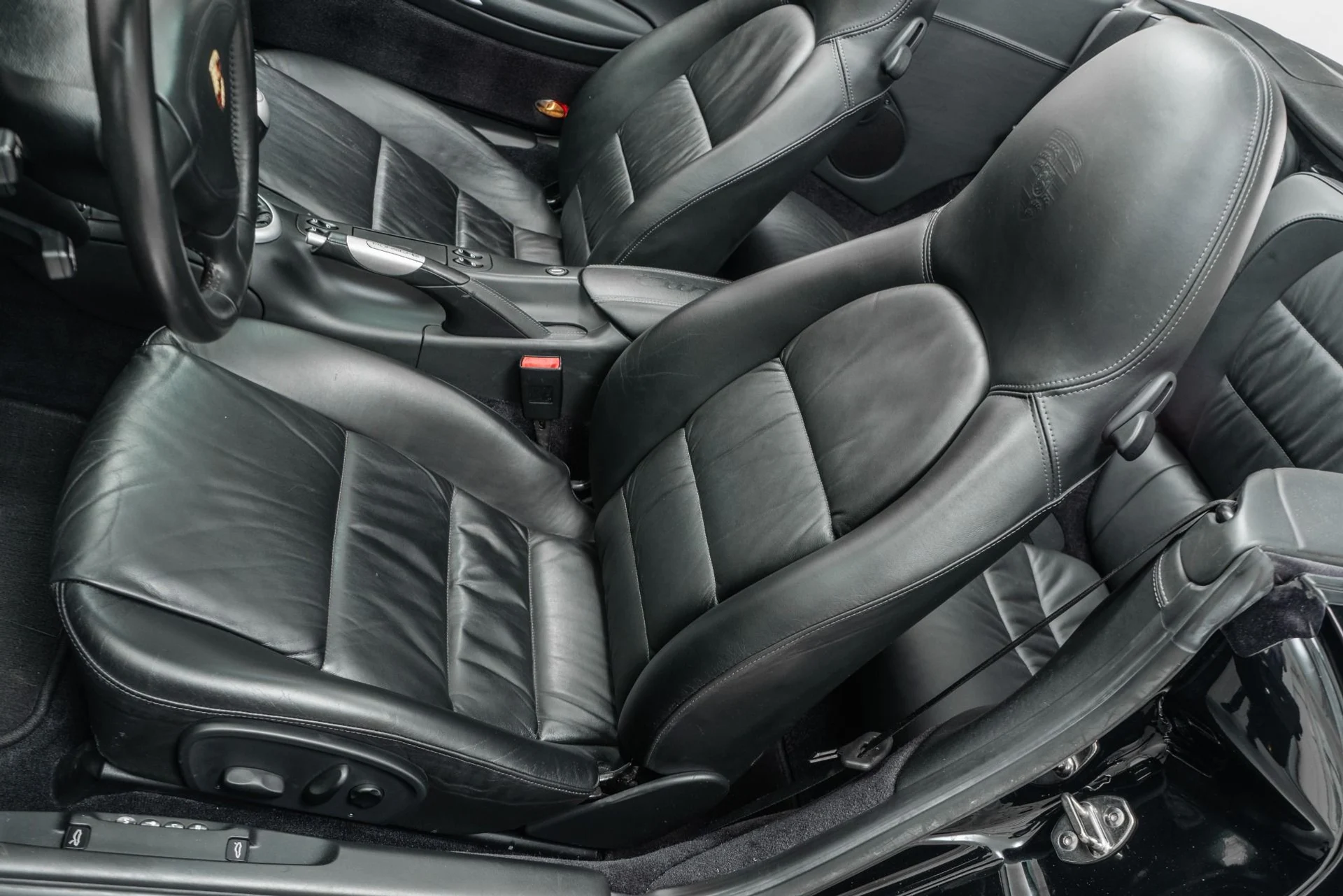 mph024_4242368832_Used_2005_Porsche_911_Turbo_S_Cabriolet_Very_Low_Miles_6_Speed_Manual_Sport_Techno_Wheels_1776271303_11954f70a1