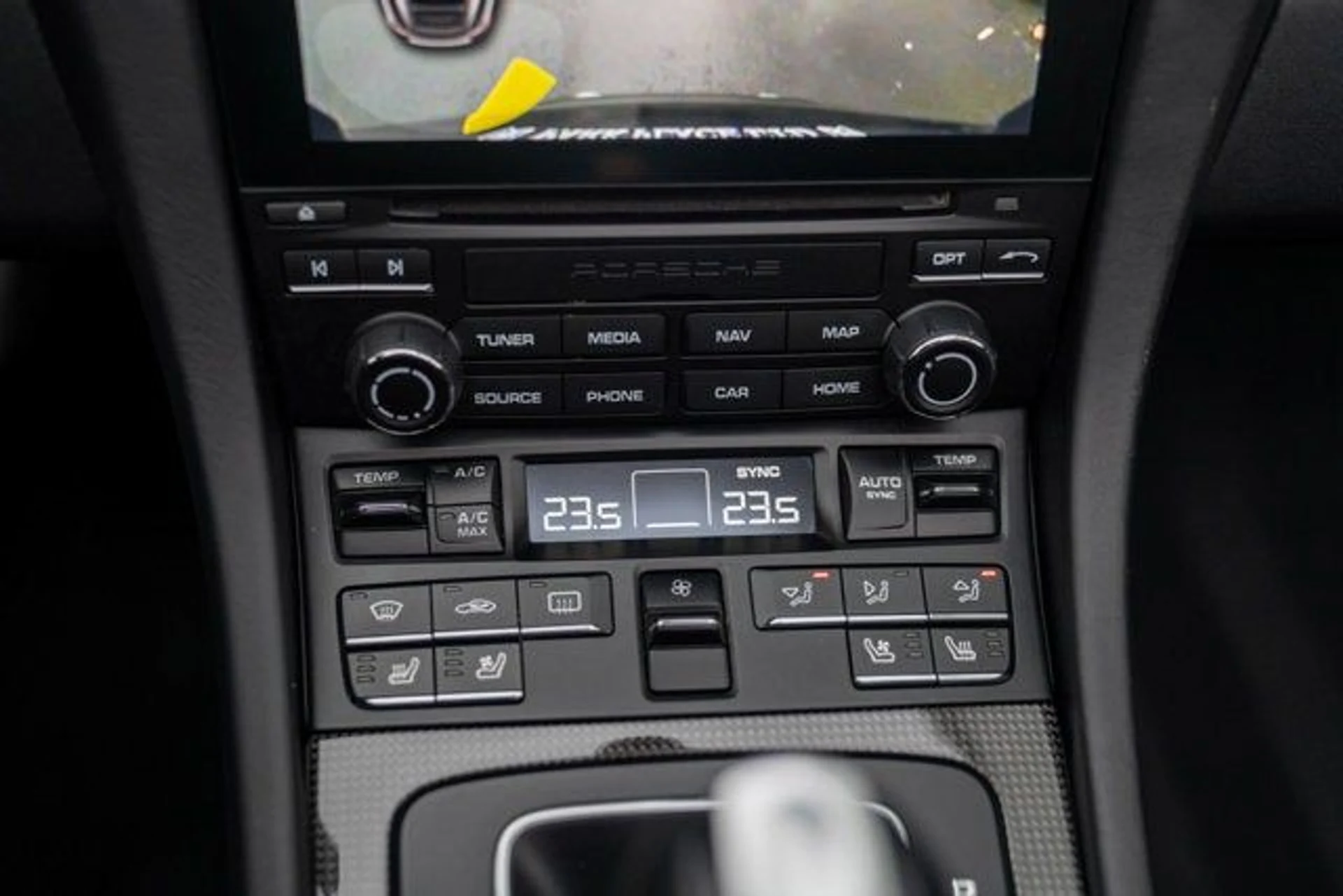 mph024_4249668270_25_feb37aa39e