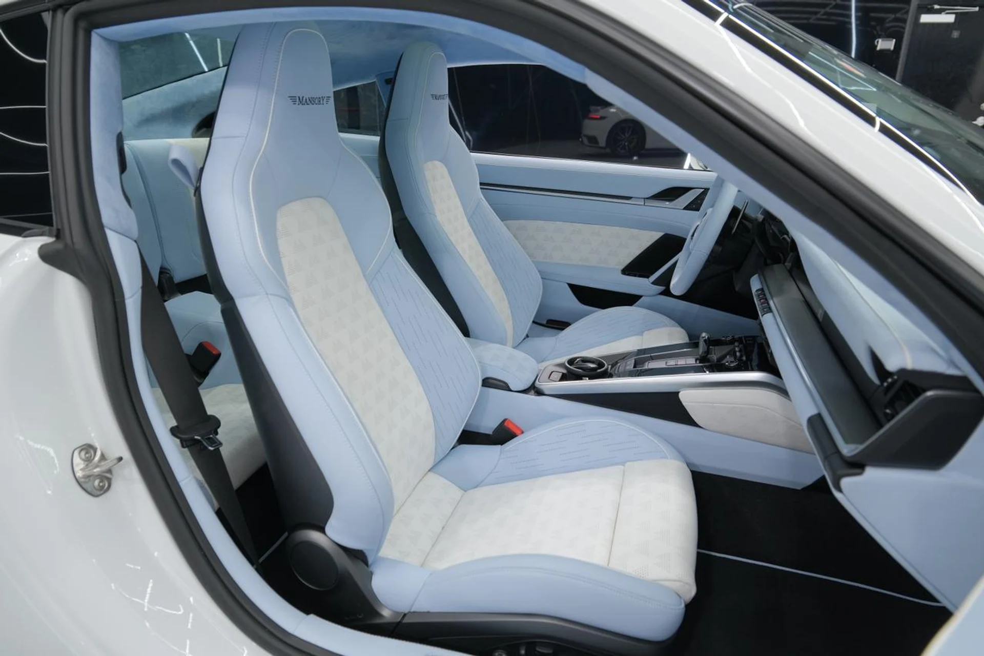 mph024_4252242421_031c64be758f02f4214f59c6e010a5c9_df0d01b93f