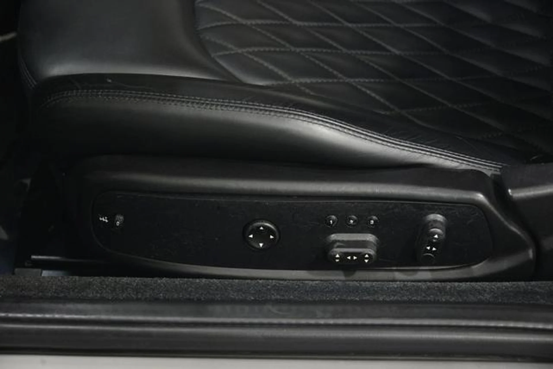 mph024_4256132496_Iv_V19_W_Cle_Vaqvrh_Ms3_IDAI_Wfq_IQ_3ee36adfcb