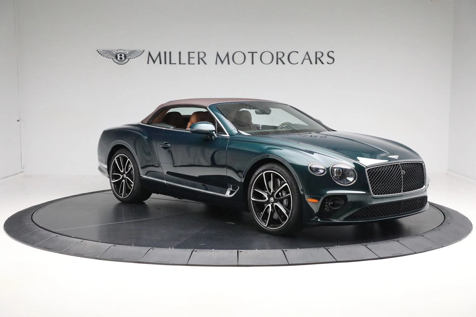 mph024_4262151279_New_2024_Bentley_Continental_GTC_V8_d51faa2243