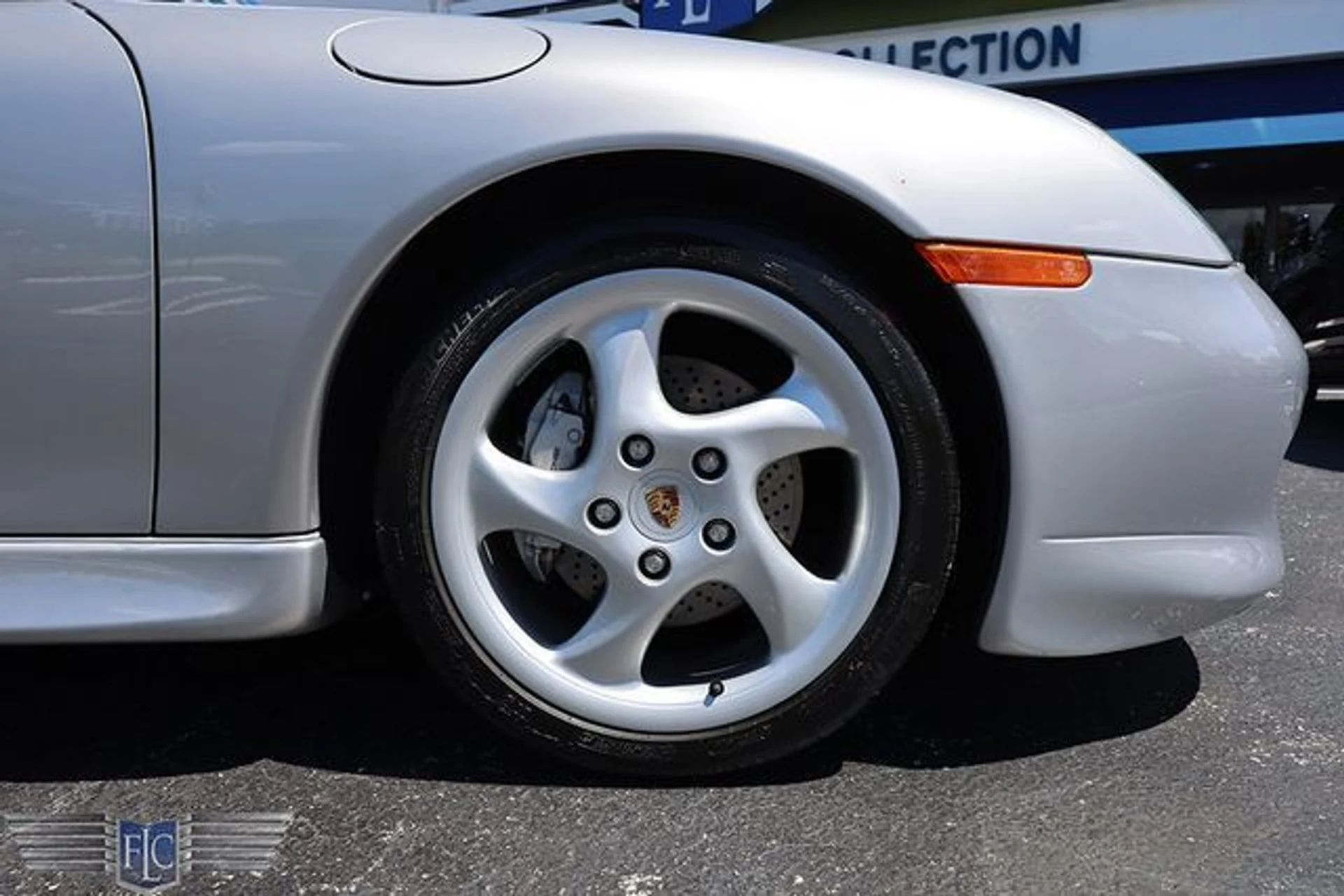 mph024_4274414197_used_2000_porsche_911_carrera_2drcarrera4coupewtiptronic_6305_23086843_29_640_02d1c3bbc0