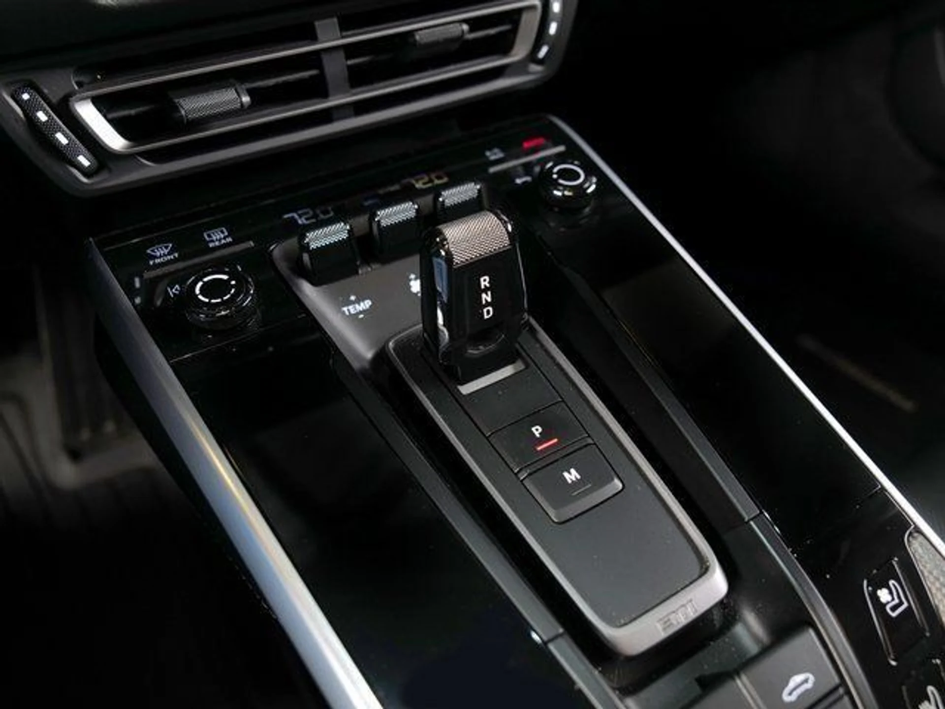 mph024_4276284381_7645d2d11fd19a1f7a26bb0d47c3fa36_2d481906a1