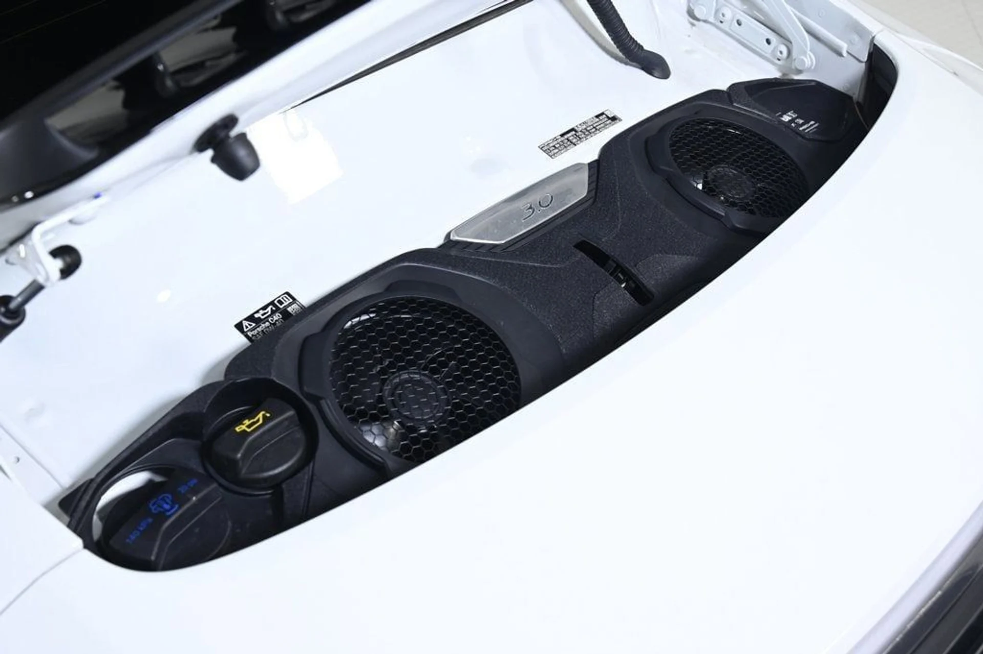 mph024_4284293556_fad6878df0d7407596439554dc154be5_91927f1737