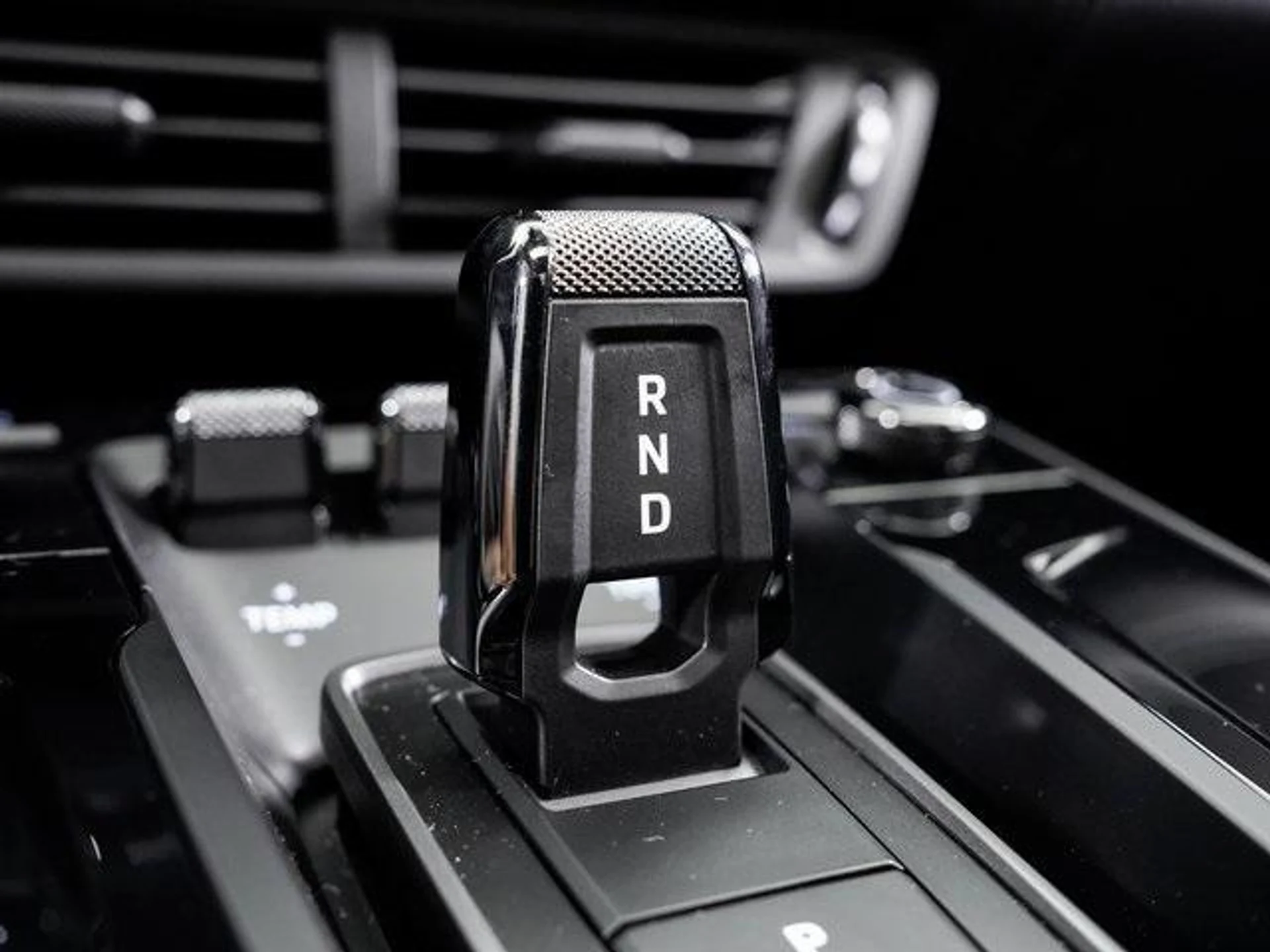 mph024_4286519819_3_Od_It_Dnc_DRPVI_1_Td_LQ_Zg_NR_7_O_4_46ab505d5a