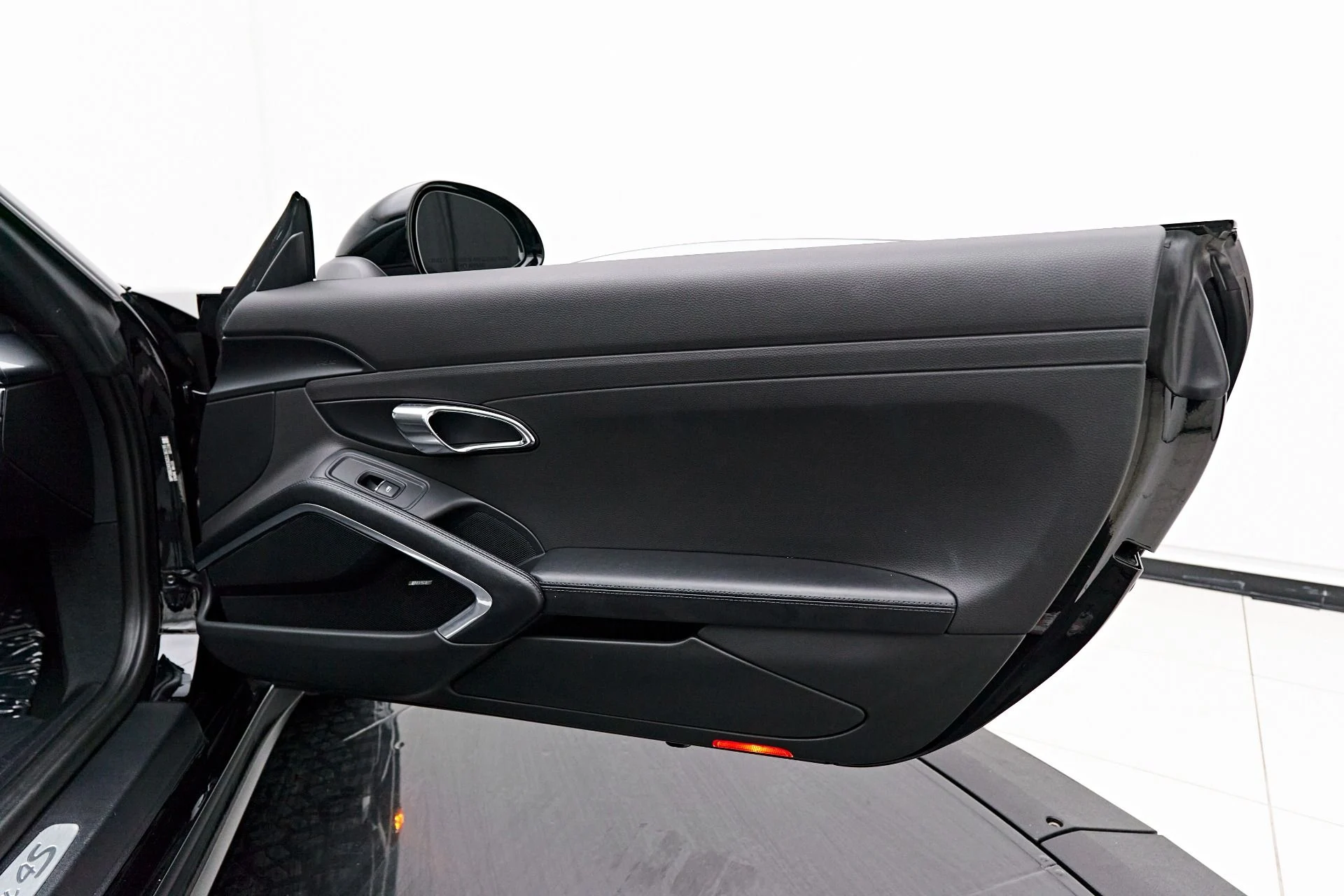 mph024_432641006_Used_2016_Porsche_911_Targa_4_S_1708643466_58def28b0a