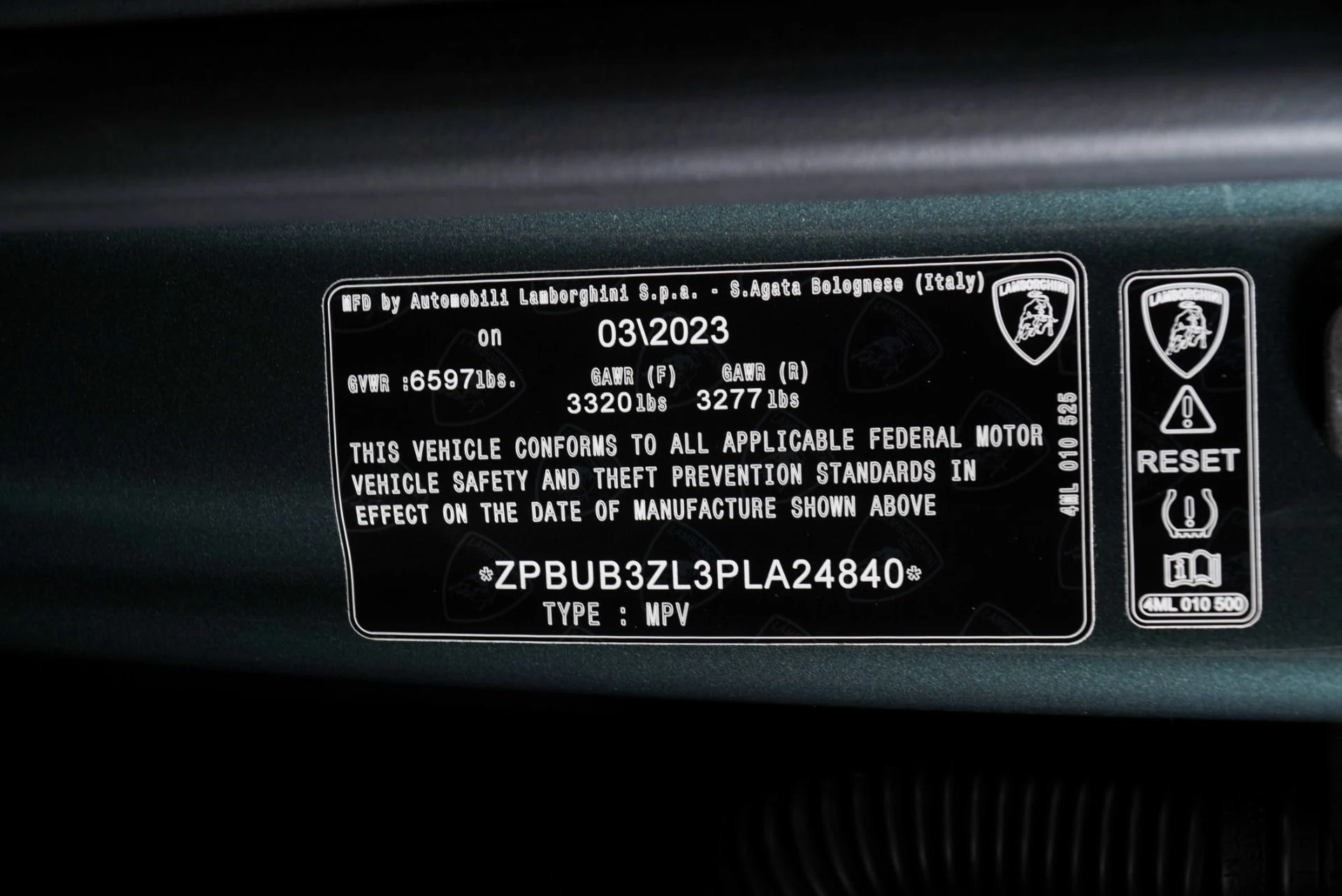 mph024_433925152_Used_2023_Lamborghini_Urus_S_1774471795_36ce266448