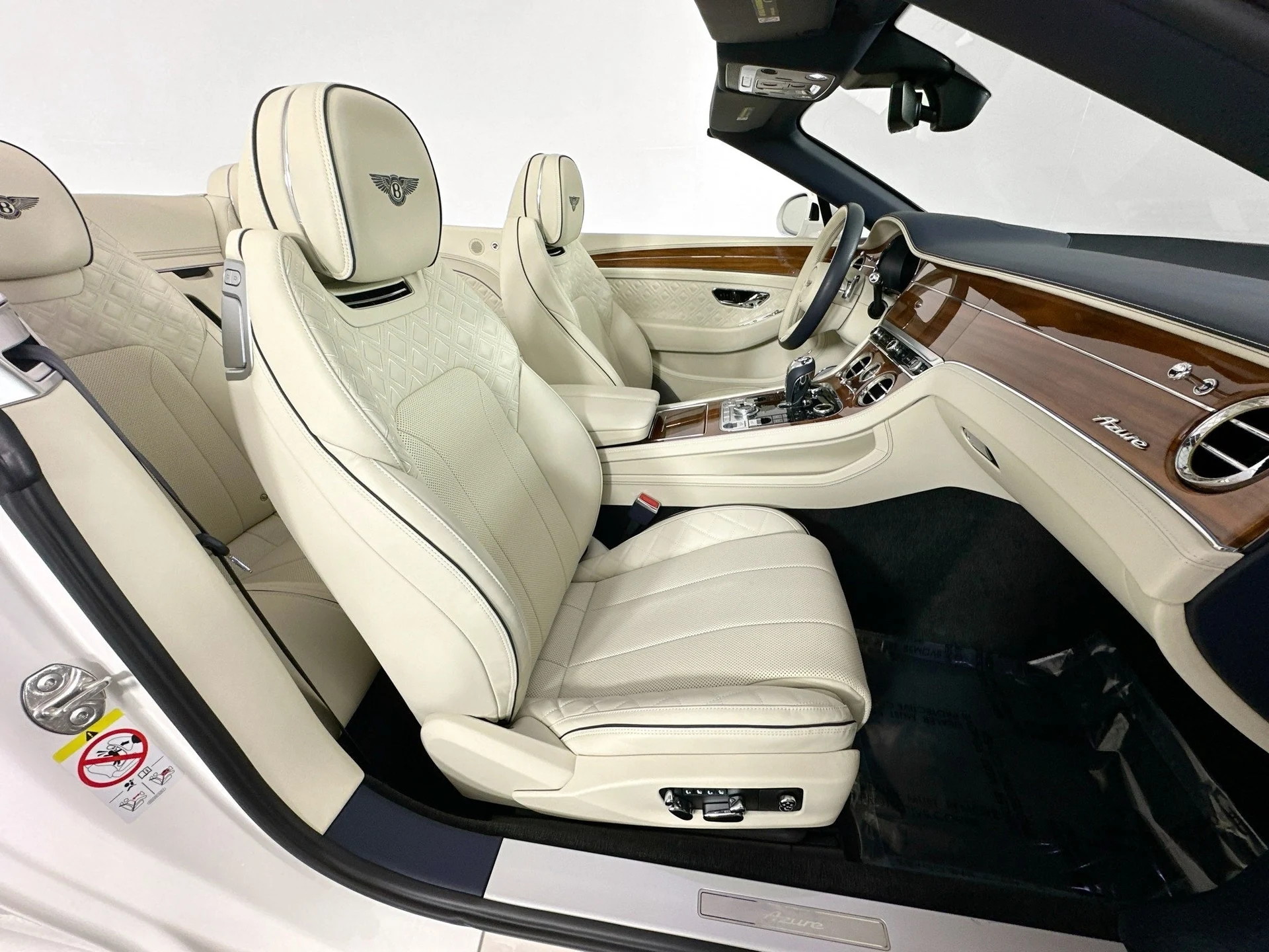 mph024_435894069_25_3b2e45588e