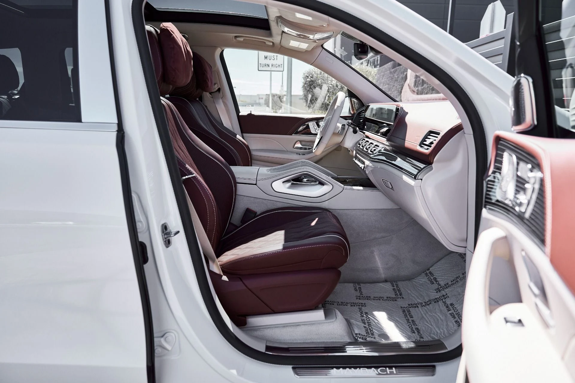 mph024_445452563_Used_2026_Mercedes_Benz_GLS_Maybach_GLS_600_1777074077_924490f4a9