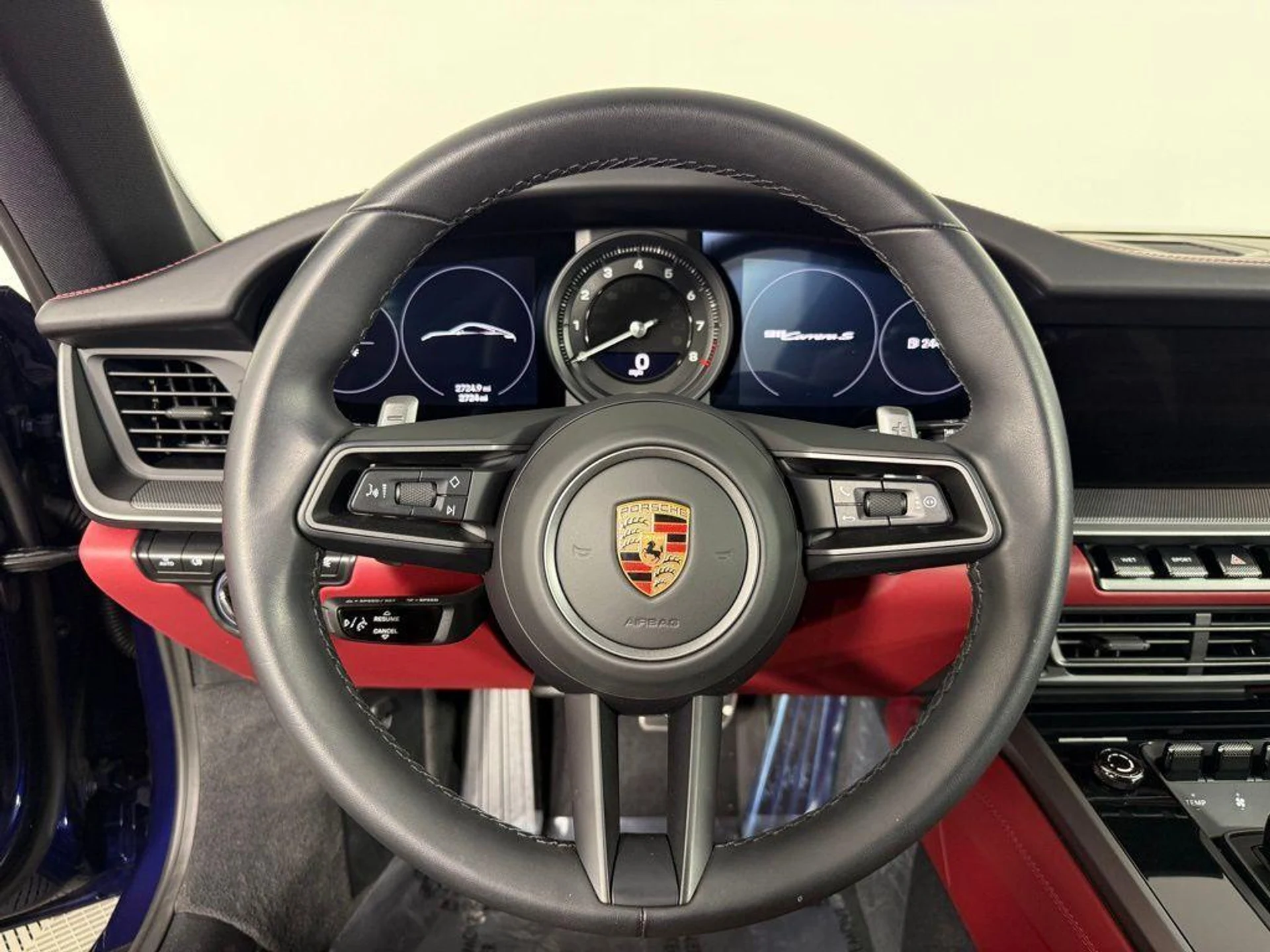 mph024_446288929_x_A6_Xj_H_Qr_Qr_Uu_Bv_Gy_W7nbzjlp_B8_5c85d69a25