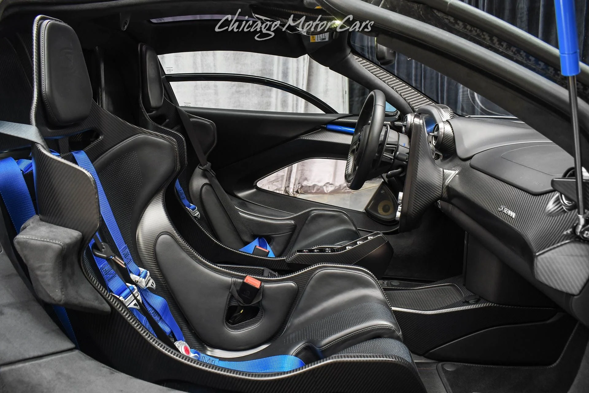 mph024_446911629_12200_p25_l_d46e2cced4