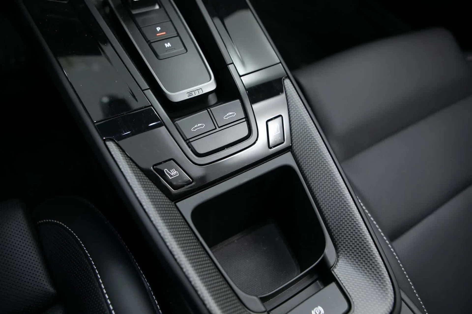 mph024_447596176_c07ddc62be3faff07f7c57bb86d06643x_26897ea139