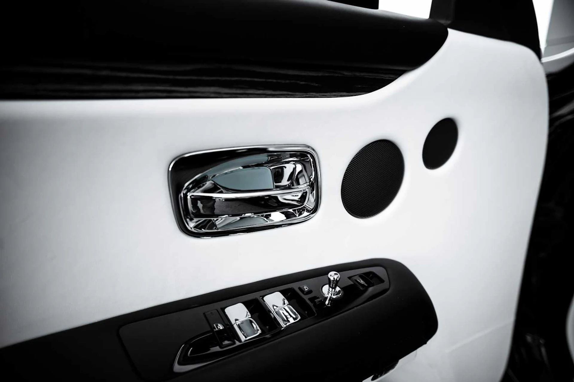 mph024_449882536_3b4fad963125dfbb7428d636176c0e3ax_273b1eb4bd