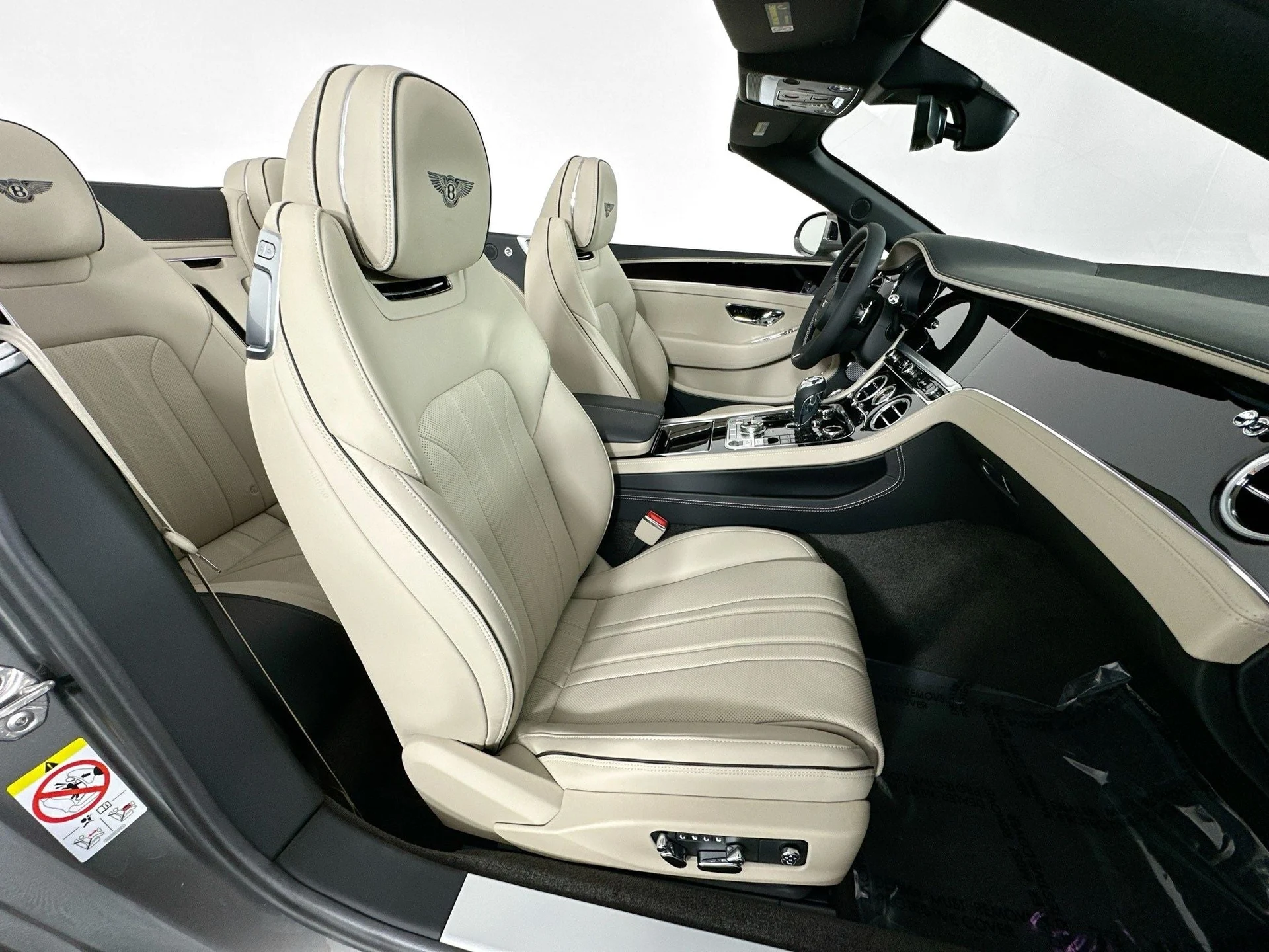 mph024_453060239_25_ecf8a37d75