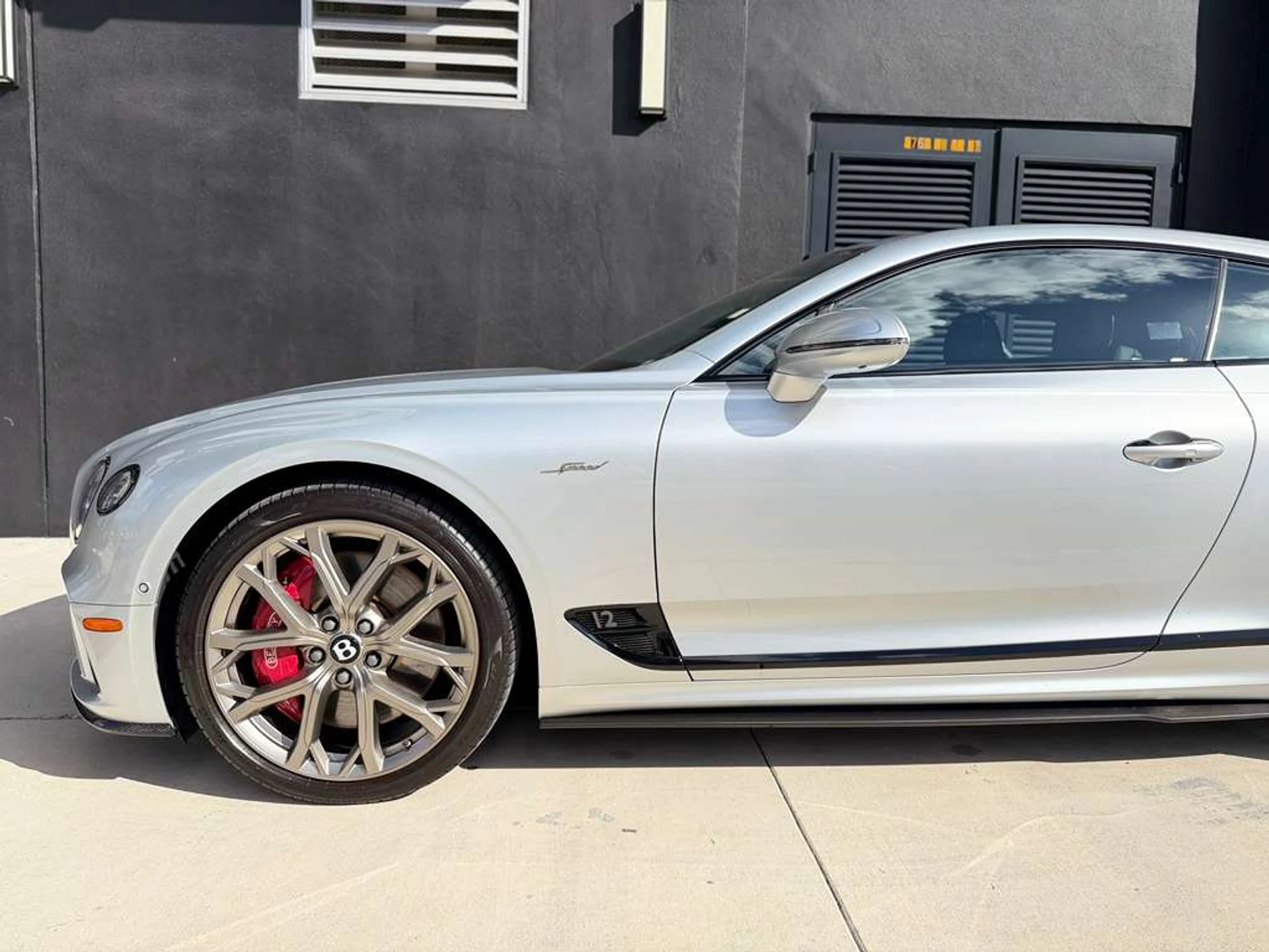 mph024_454723557_Whats_App_Image_2025_12_17_at_5_40_18_PM_df068a9fd3