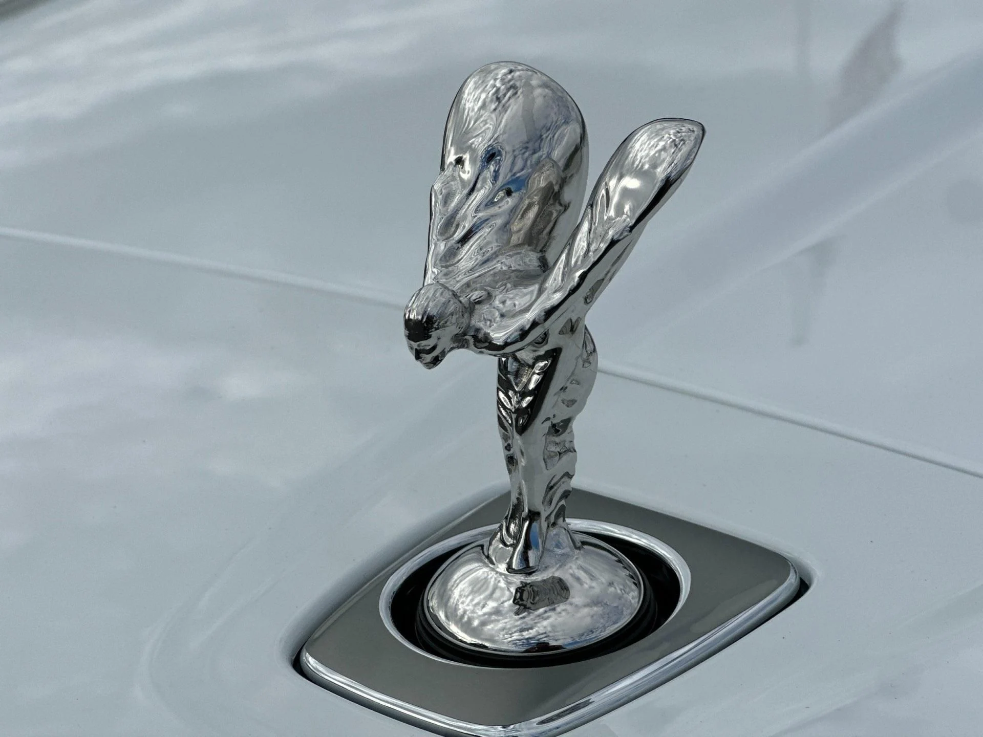mph024_457001945_New_2026_Rolls_Royce_Cullinan_1759336362_ea1490eeed