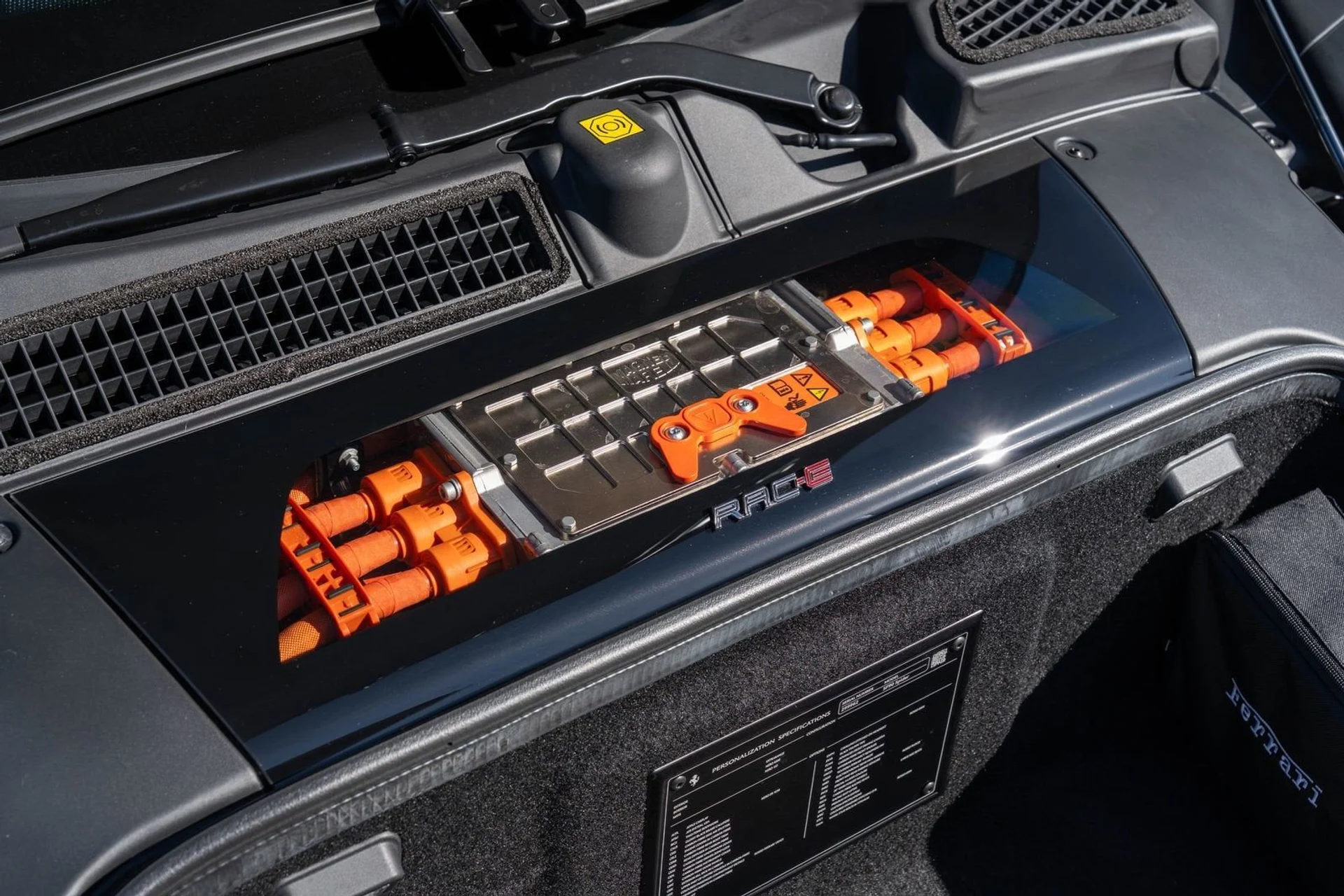 mph024_460366944_c28c937d46b24ea189da5f9b113a96d0_12632e569e