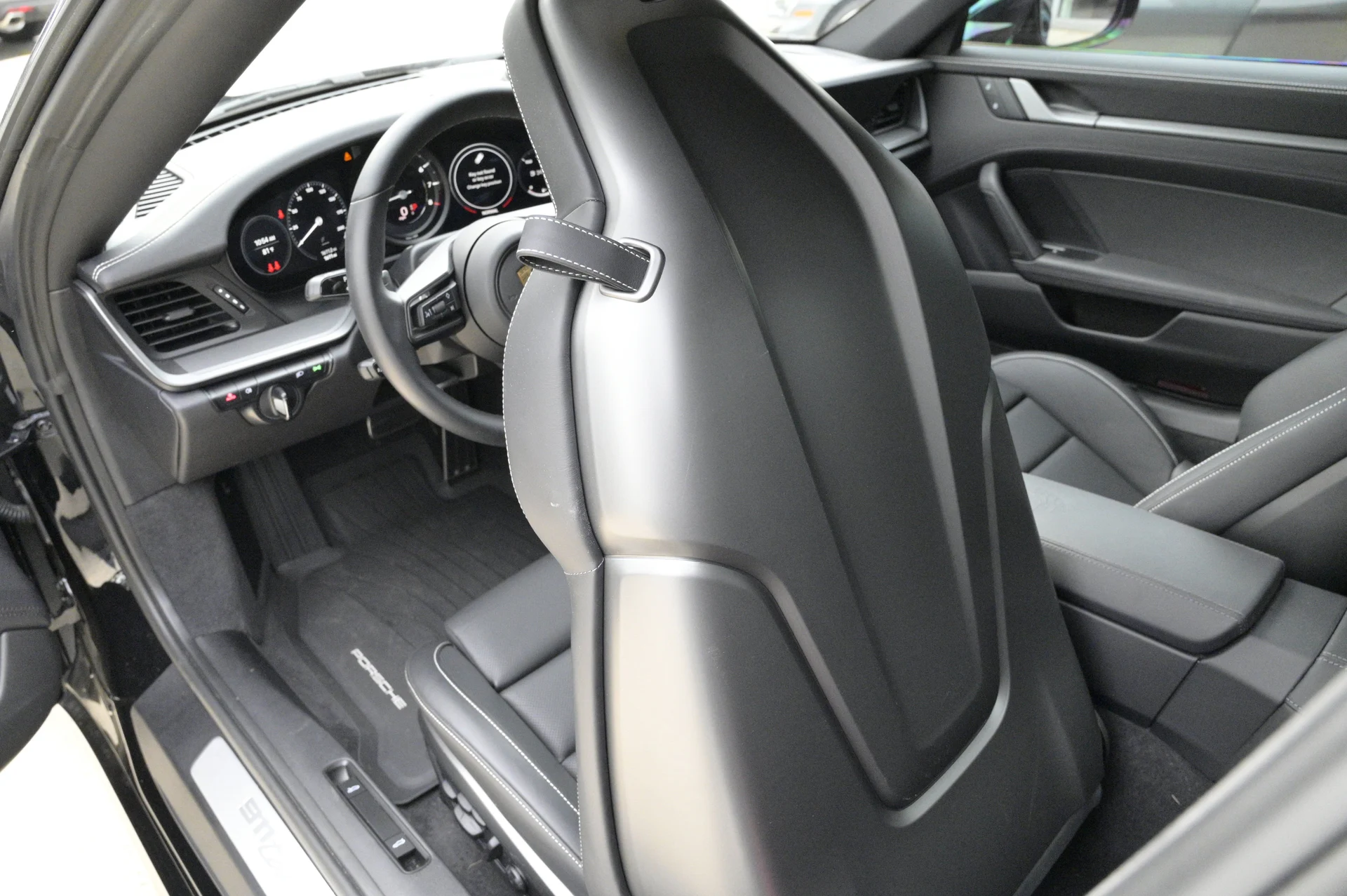 mph024_461191276_9f5ea971289e436a826a8bef5ca09898_2157f75276