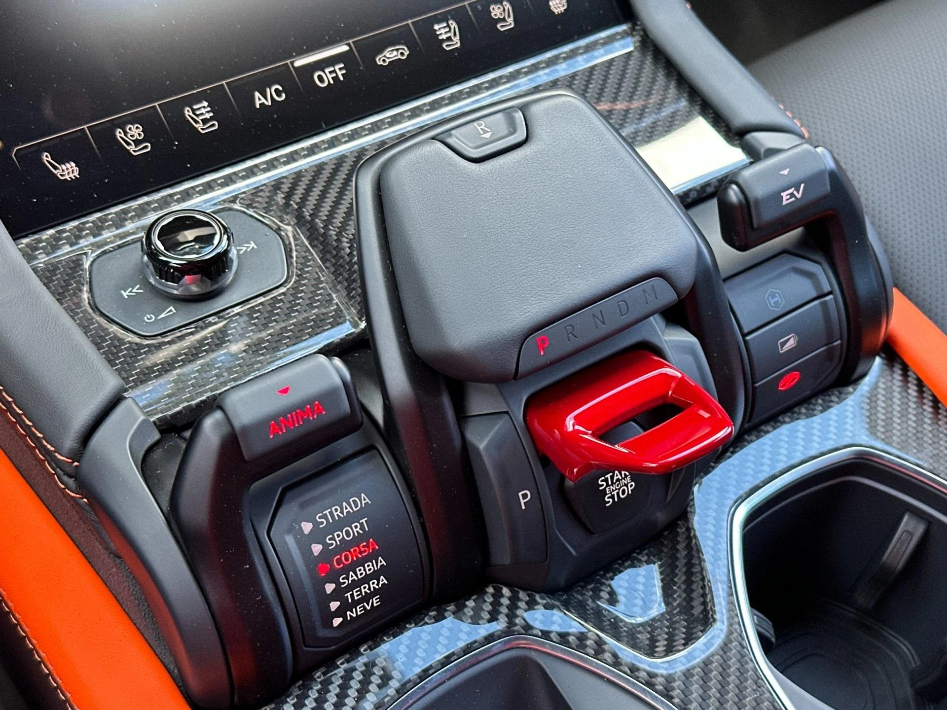 mph024_470033603_Used_2025_Lamborghini_Urus_SE_1755160822_83e41c44a5