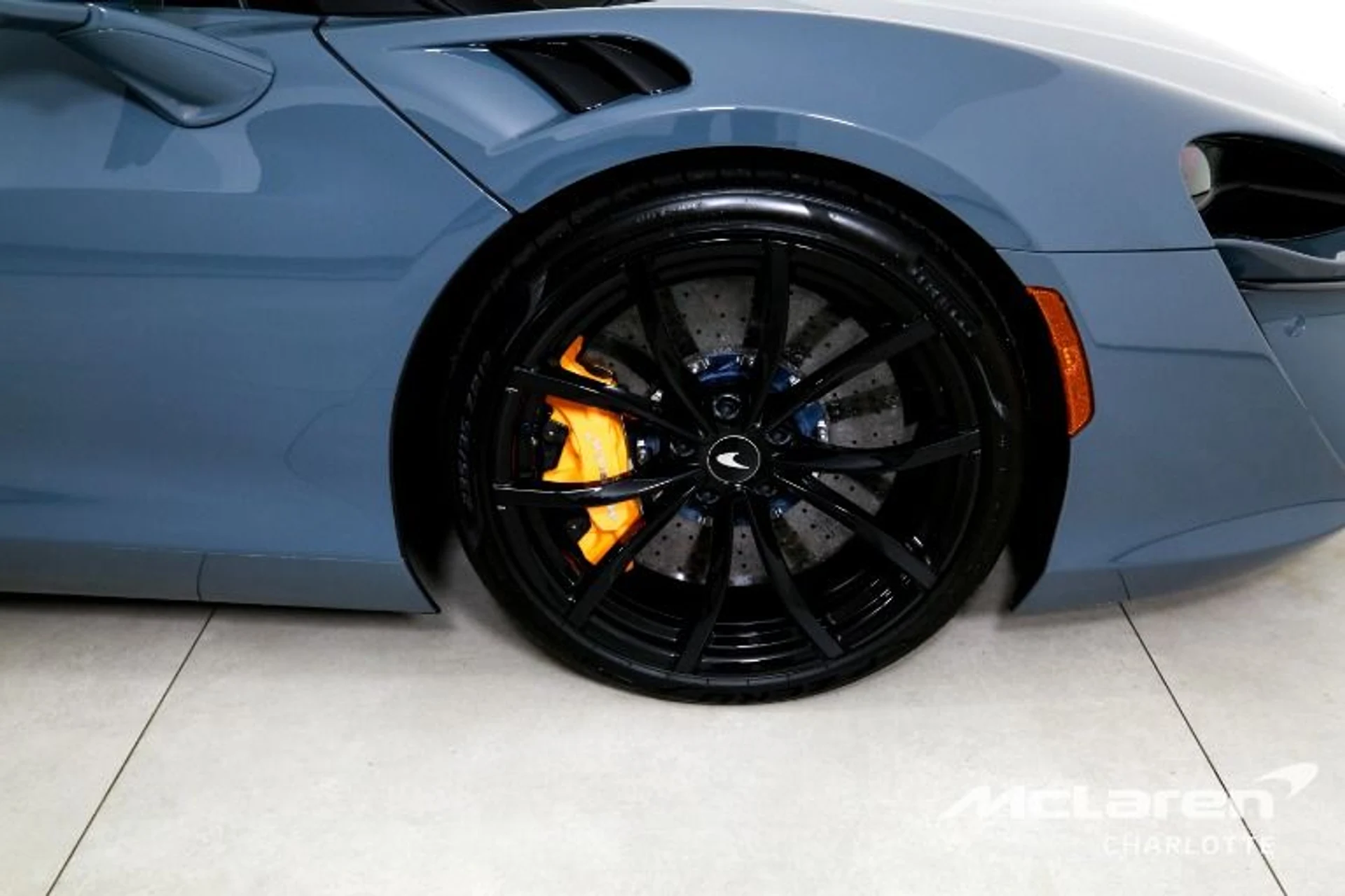 mph024_47757453_Used_2023_Mc_Laren_Artura_f5fba39abe