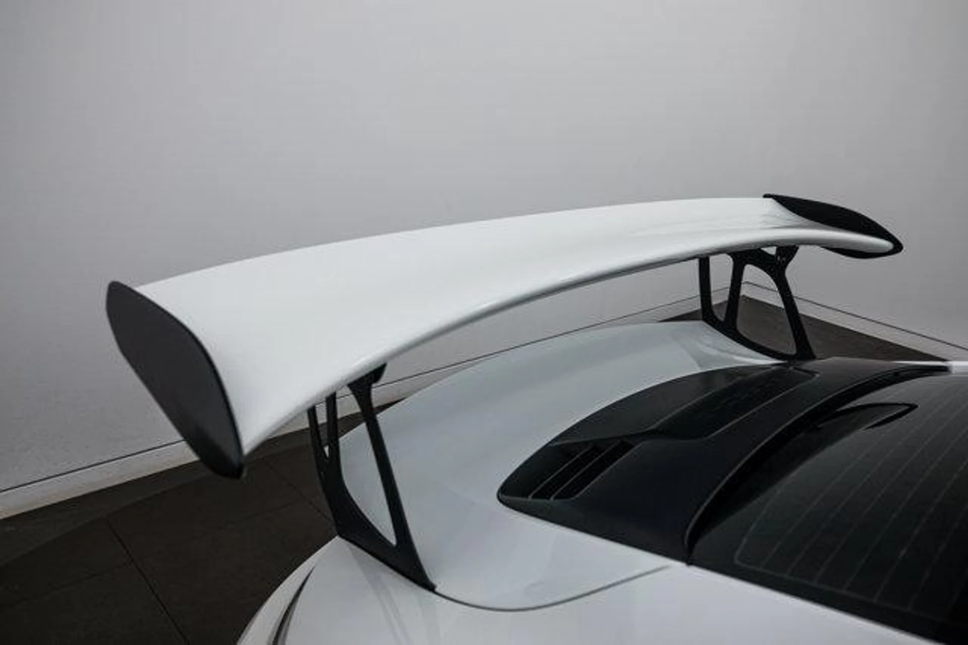 mph024_481422862_F_Ov_Uv_Gmp_Z1_CD_2_CD_Ve0cc_Cv_E3_Ks_I_e85d263f20