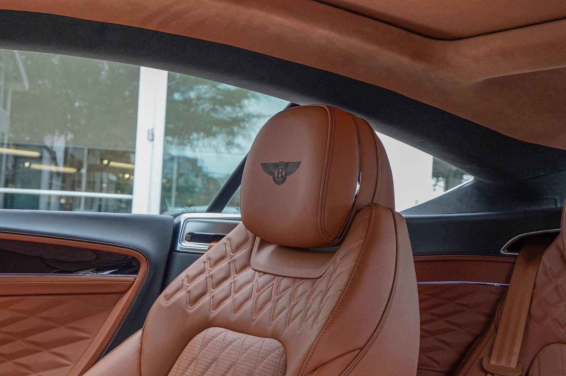 mph024_48185591_Hi_Tech_Luxury_Imports_LLC_SCBCP_2_ZG_7_TC_025858_image_24_302715da4d