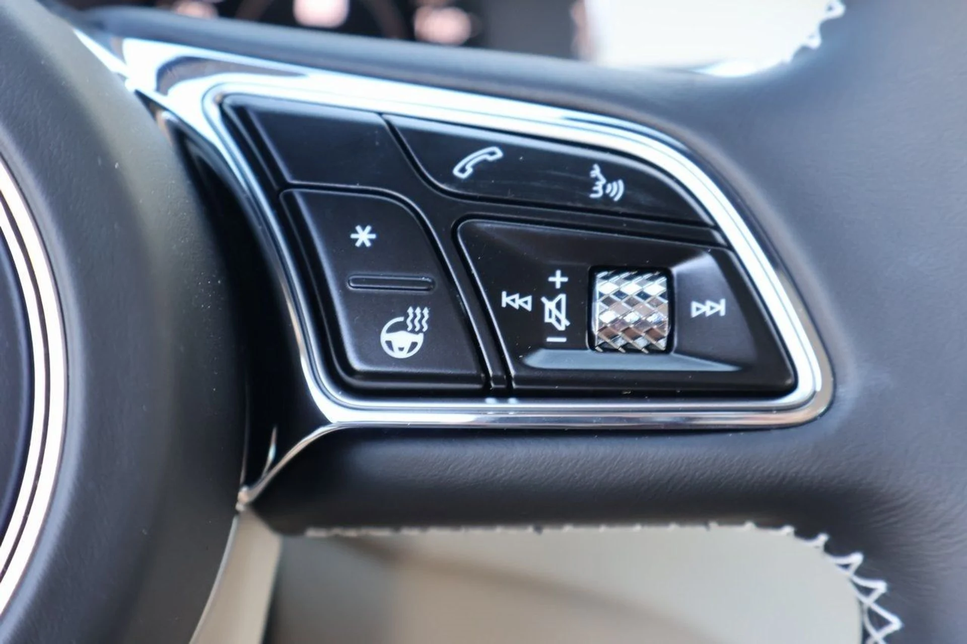 mph024_486816170_25_05f348e181