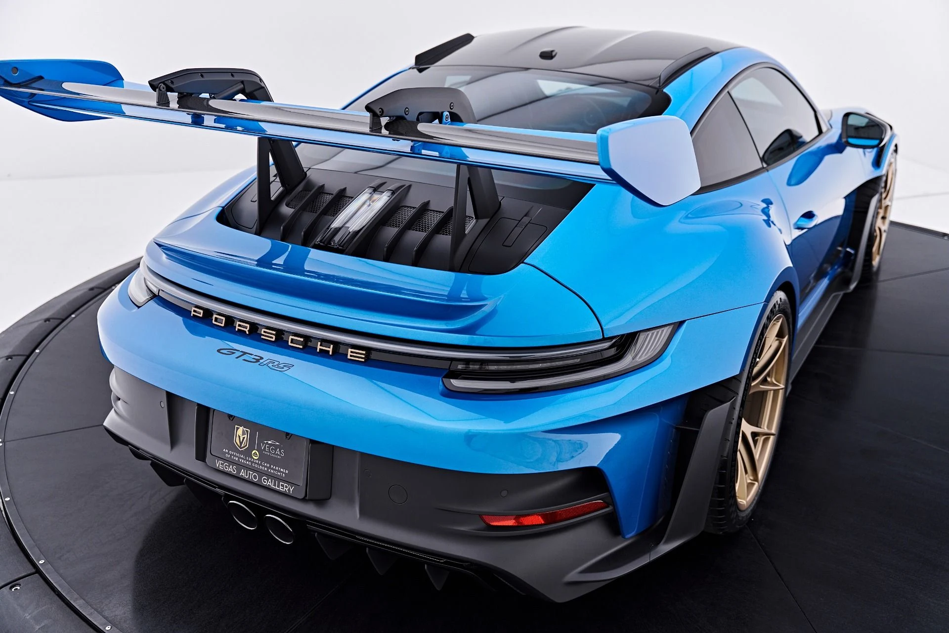 mph024_493206875_Used_2024_Porsche_911_GT_3_RS_1789729418_03707f1524