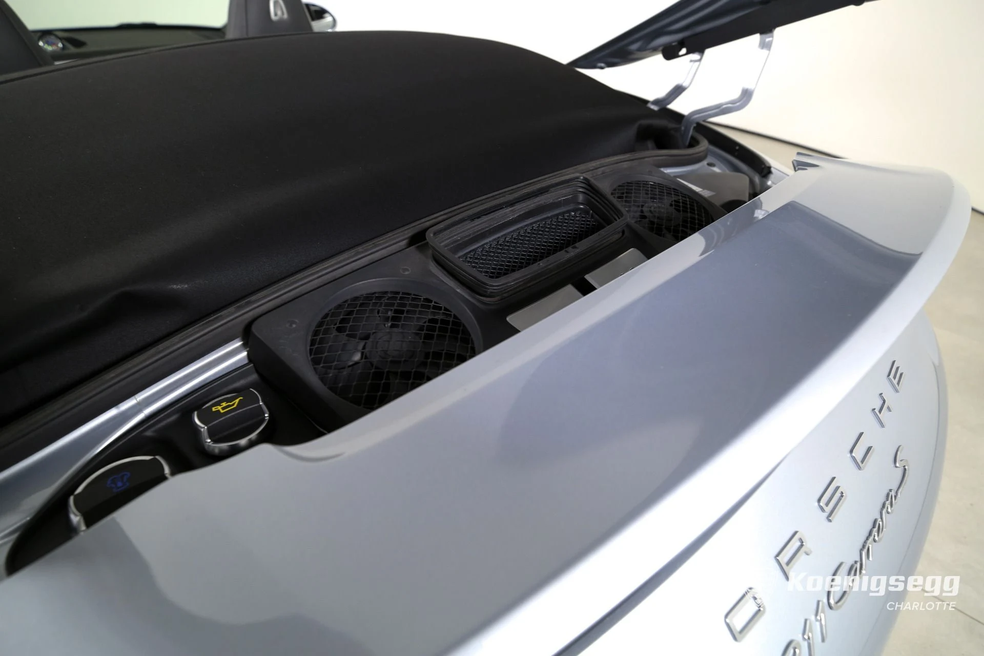 mph024_493599307_Used_2015_Porsche_911_Carrera_S_1706289966_99c16a1a9f