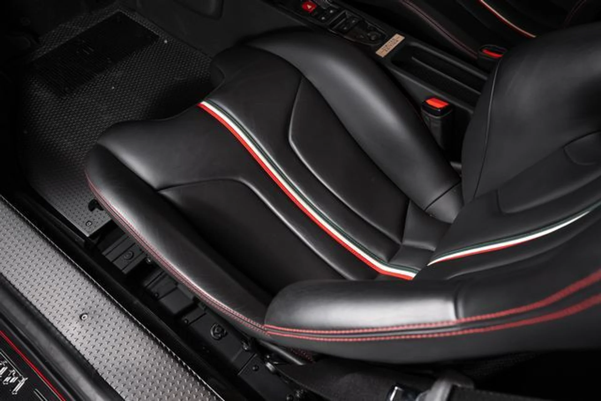 mph024_498190918_3a2d6d581f325e4792c240f45ff4969ax_d58a8a41da