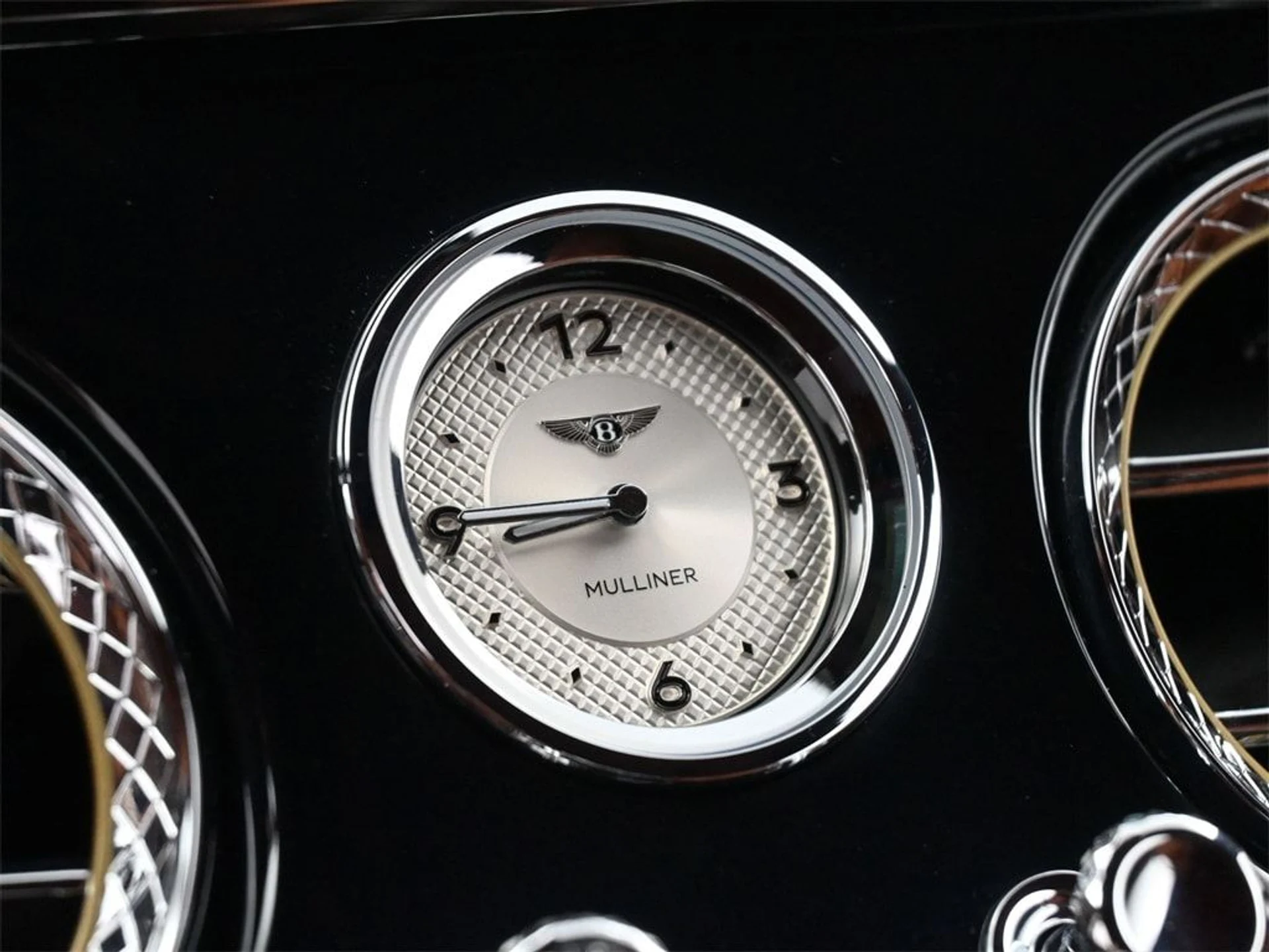 mph024_499057813_09cf98842b1471262b53273958ec1c3ax_c36f4ebe42