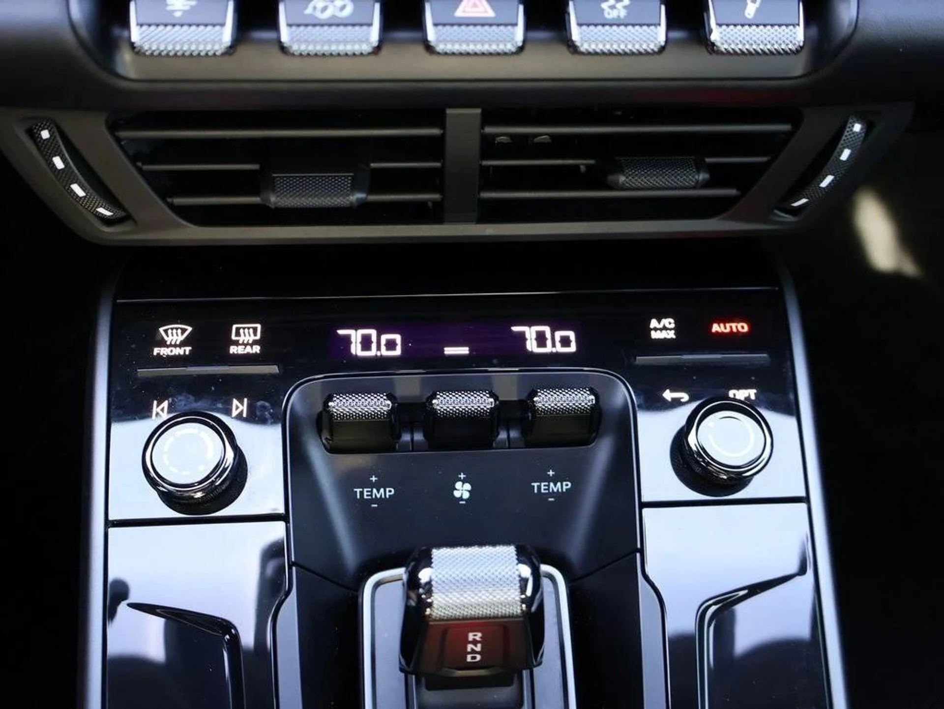 mph024_508165766_1280_326b134638