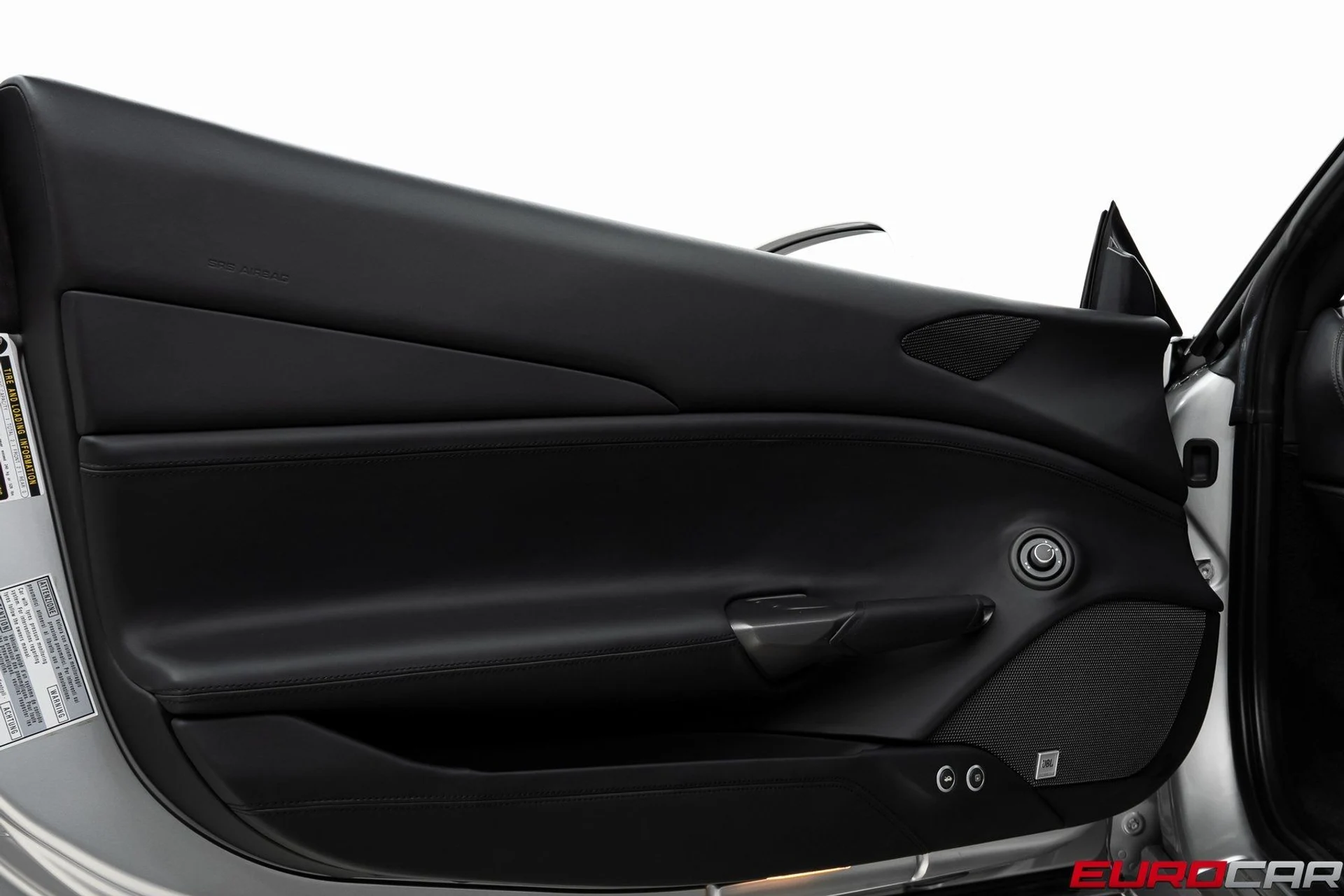 mph024_515815849_image_25_7f41cb779b