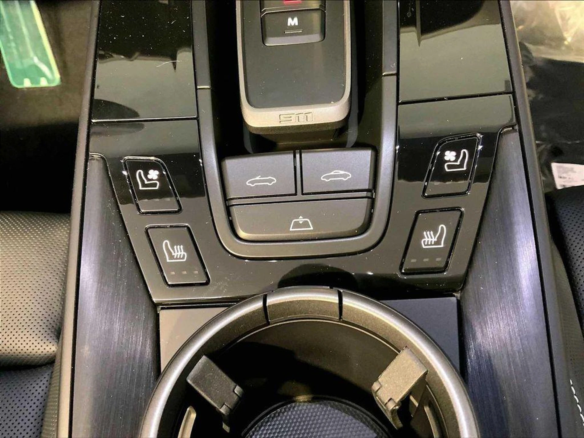 mph024_522160595_Eyt_HS_1loy_Kln_P9l8u_Slxb_Dyxke_E_3ec14b8354