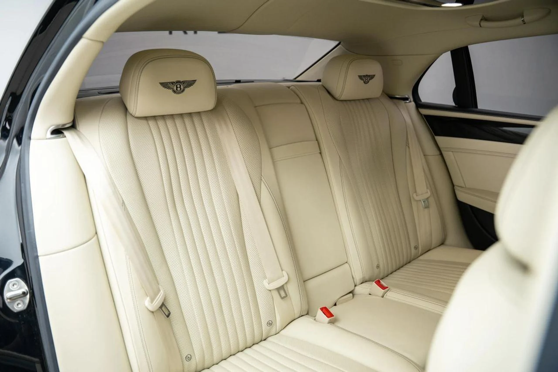 mph024_522673348_67fbbabbecb07773476df40407919831_f77d6d678b