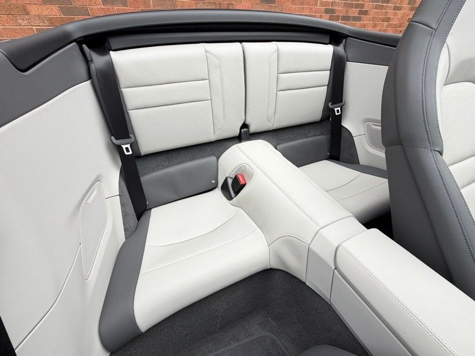 mph024_522851711_15d728084569da92b80eccd152e39492x_733dee7f12