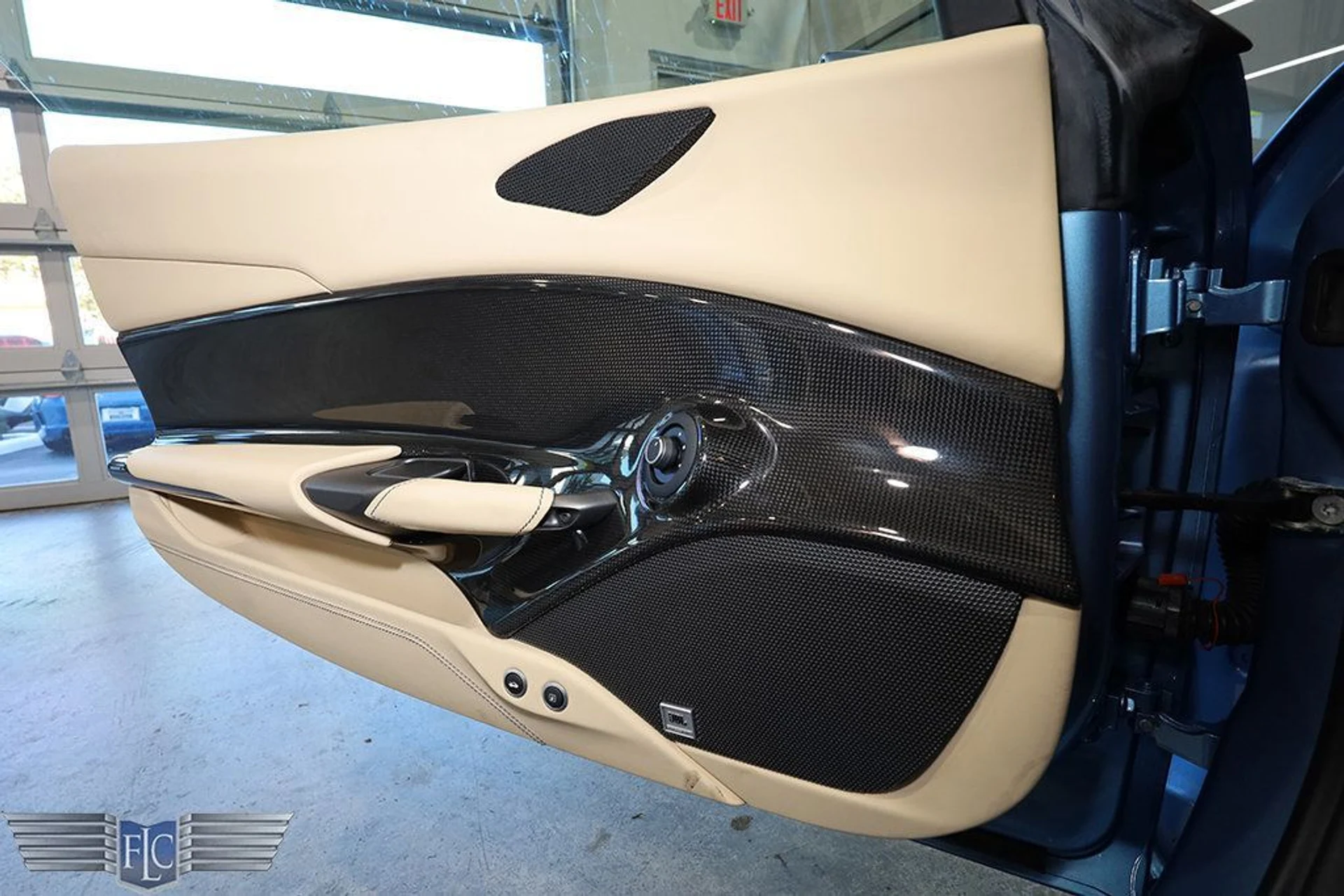 mph024_524845713_used_2017_ferrari_488_gtb_coupe_9689_22969382_25_1024_974ff95f44