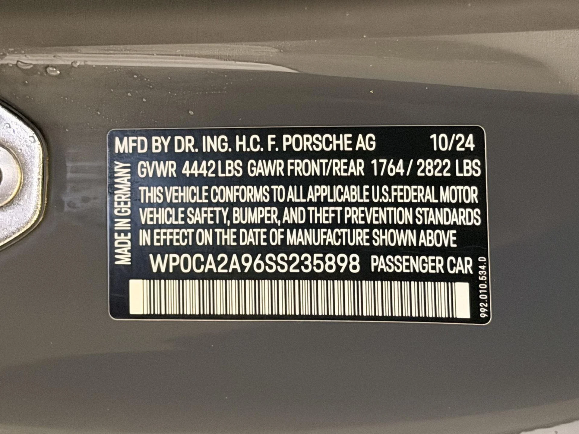 mph024_525211734_dce03f9634f88360cf88286ba6384c84x_bb3f64ab01
