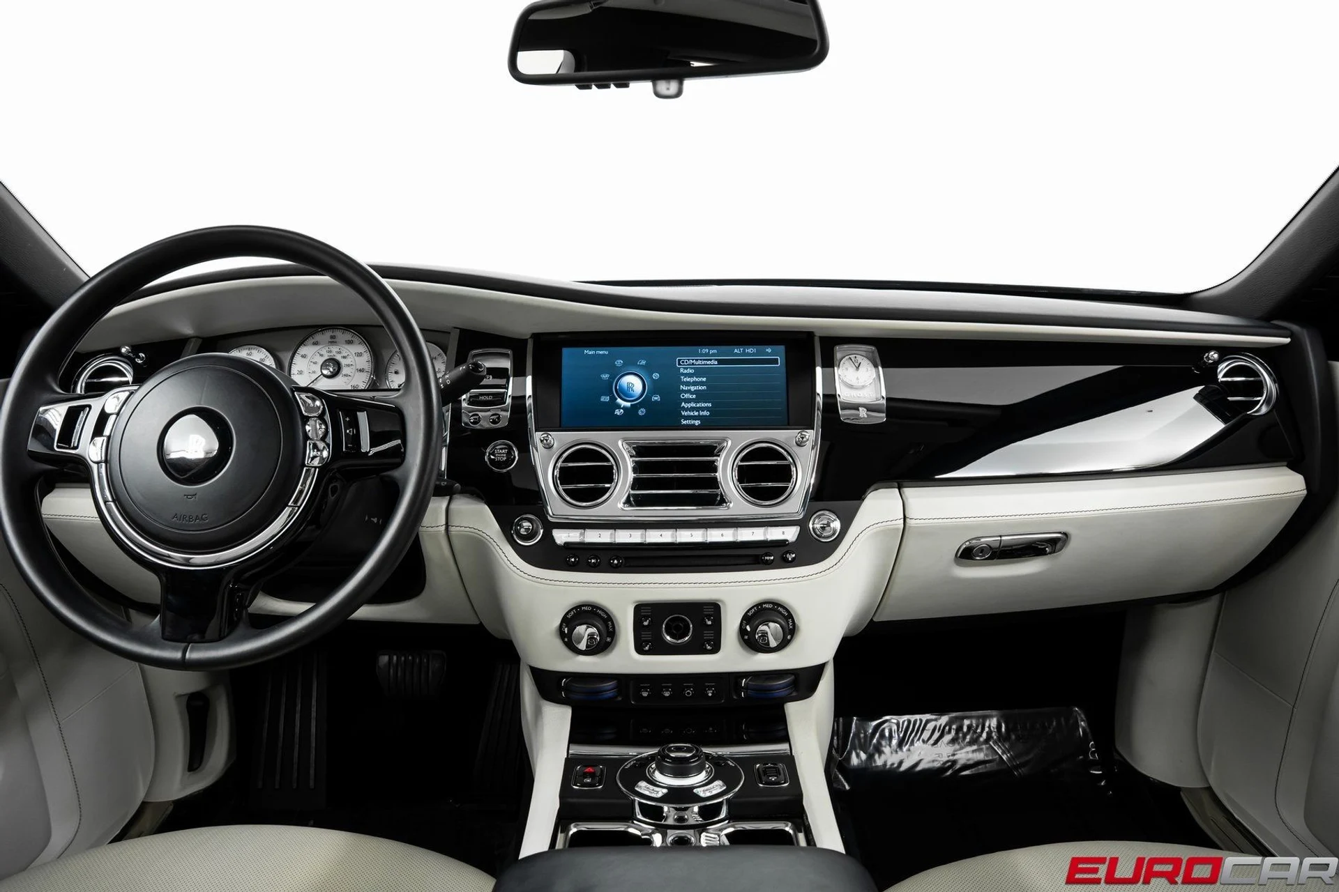 mph024_529489424_image_25_2f5ba328c9