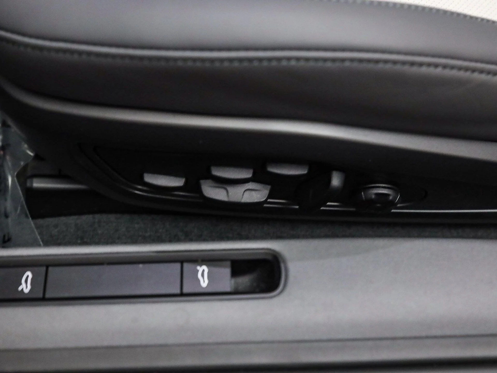 mph024_534608451_7f7c06cda82467a51849daaaaa83c126x_af47253658