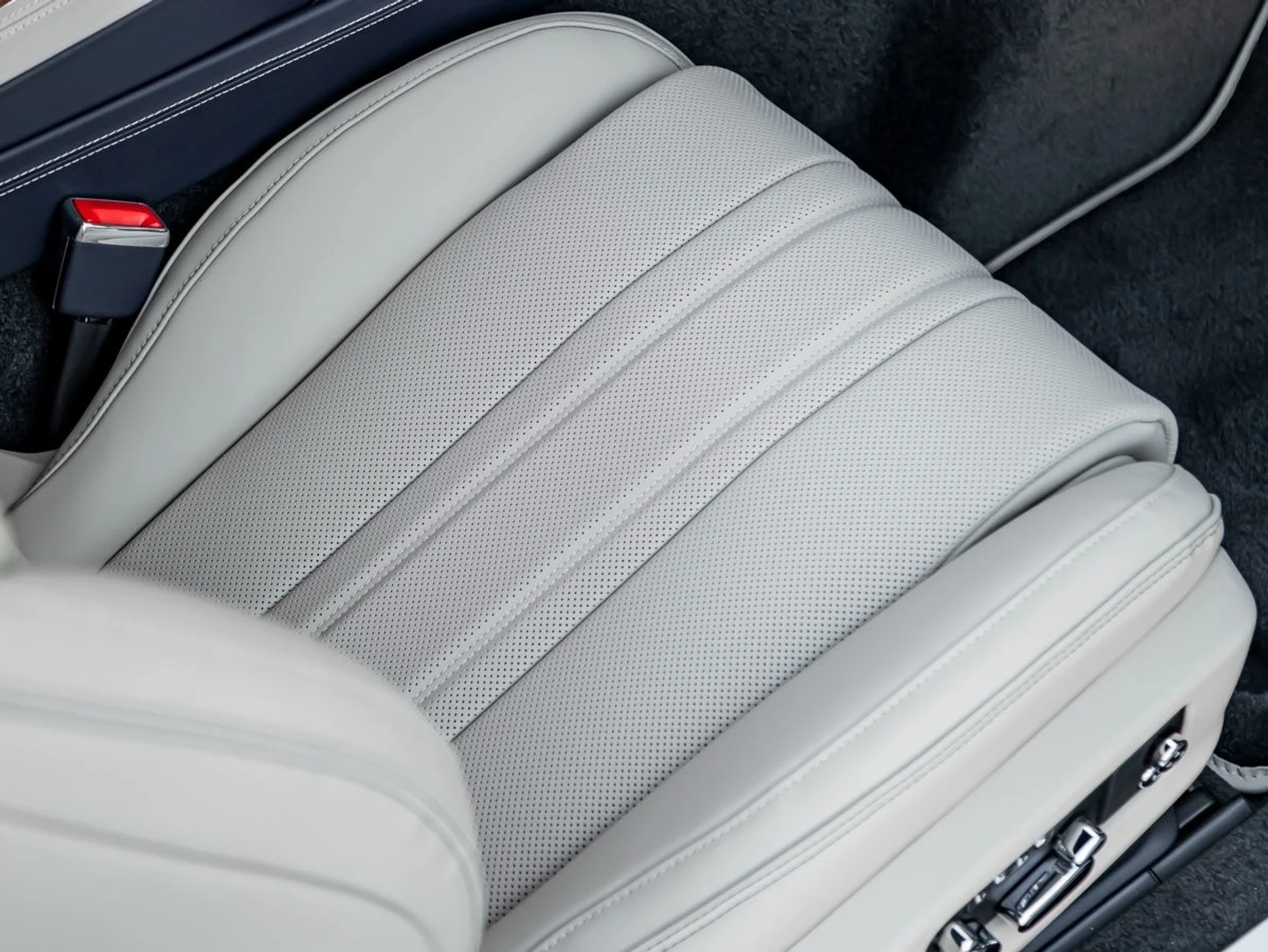 mph024_53526521_25_fa6ec605be