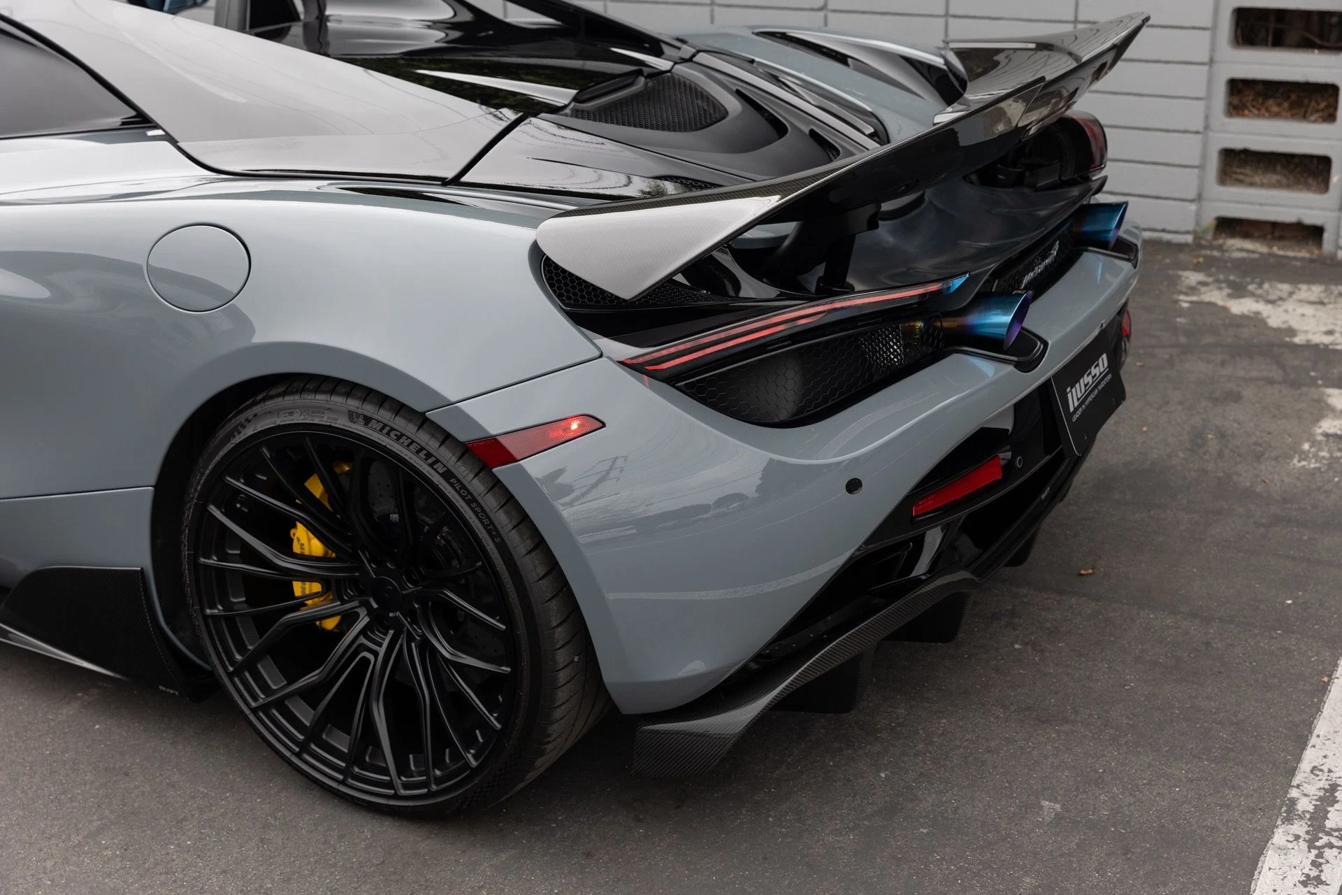 mph024_53575599_Used_2020_Mc_Laren_720_S_Spider_Luxury_1748047983_ded502ddc3