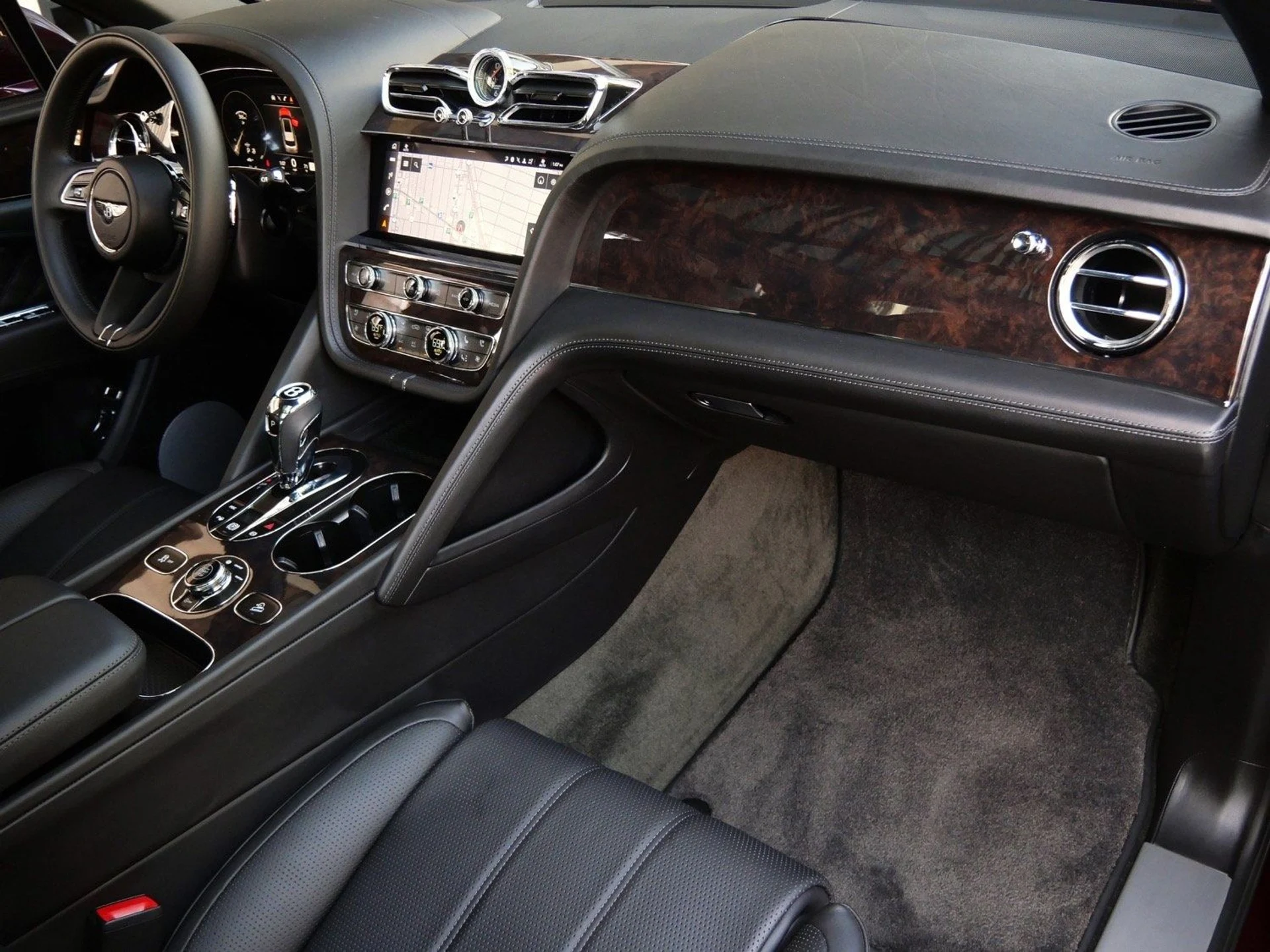 mph024_542375978_c13d4b009732bdb09eab515efd8c75d1x_5c2136f1af