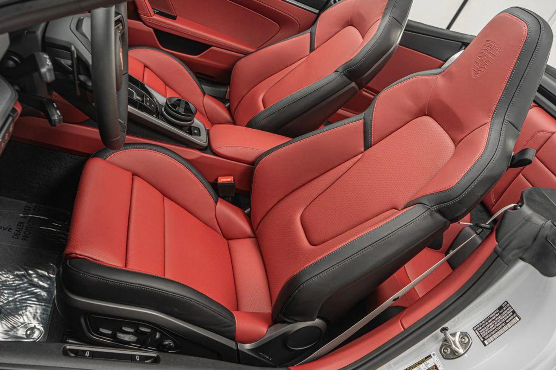 mph024_542920891_M9_Wv_X_Eh_G_Xyx_G0_QB_Do_KF_3l_M_Ib5_R8_dfd443687f