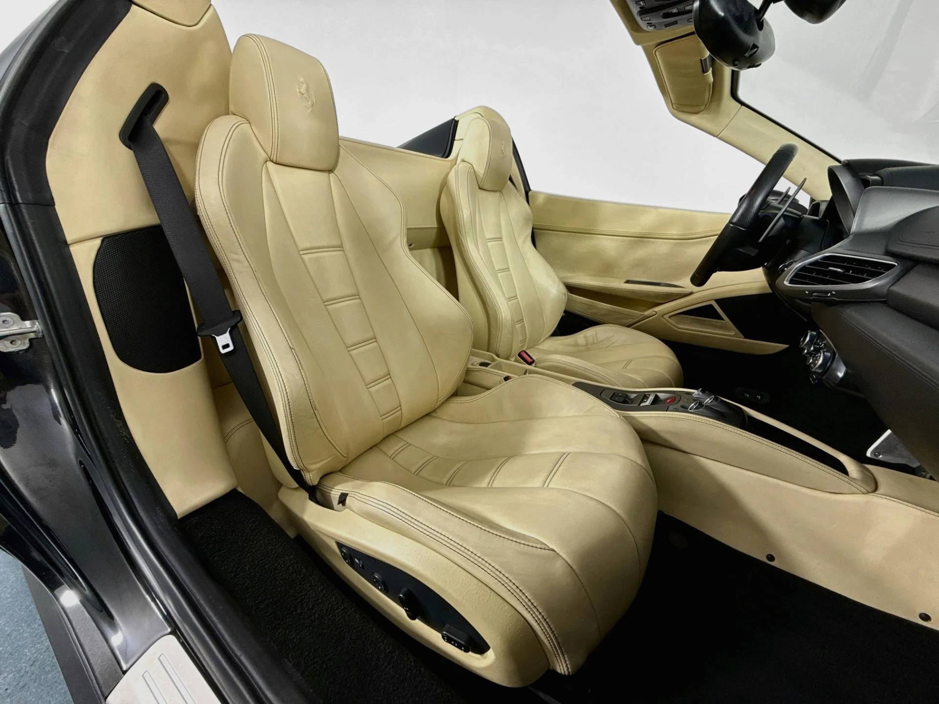 mph024_543571251_Used_2012_Ferrari_458_Spider_1790030292_2843aa7692