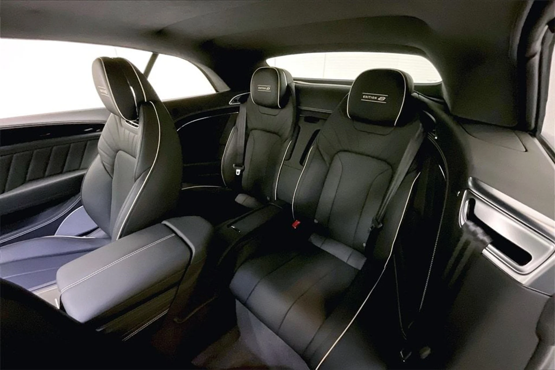 mph024_553835744_3397c6016b326f5849a1b70cdf43c4d3x_6af03dac8f